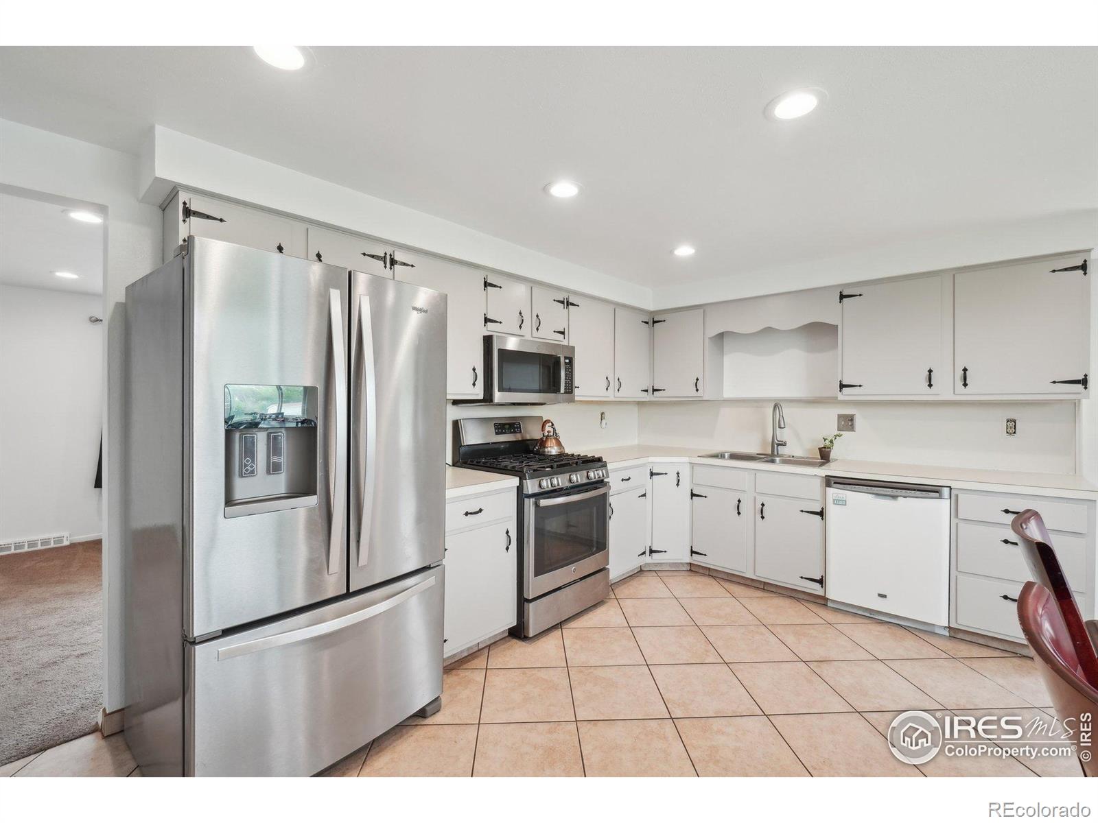 MLS Image #5 for 12734  anhawa avenue,longmont, Colorado