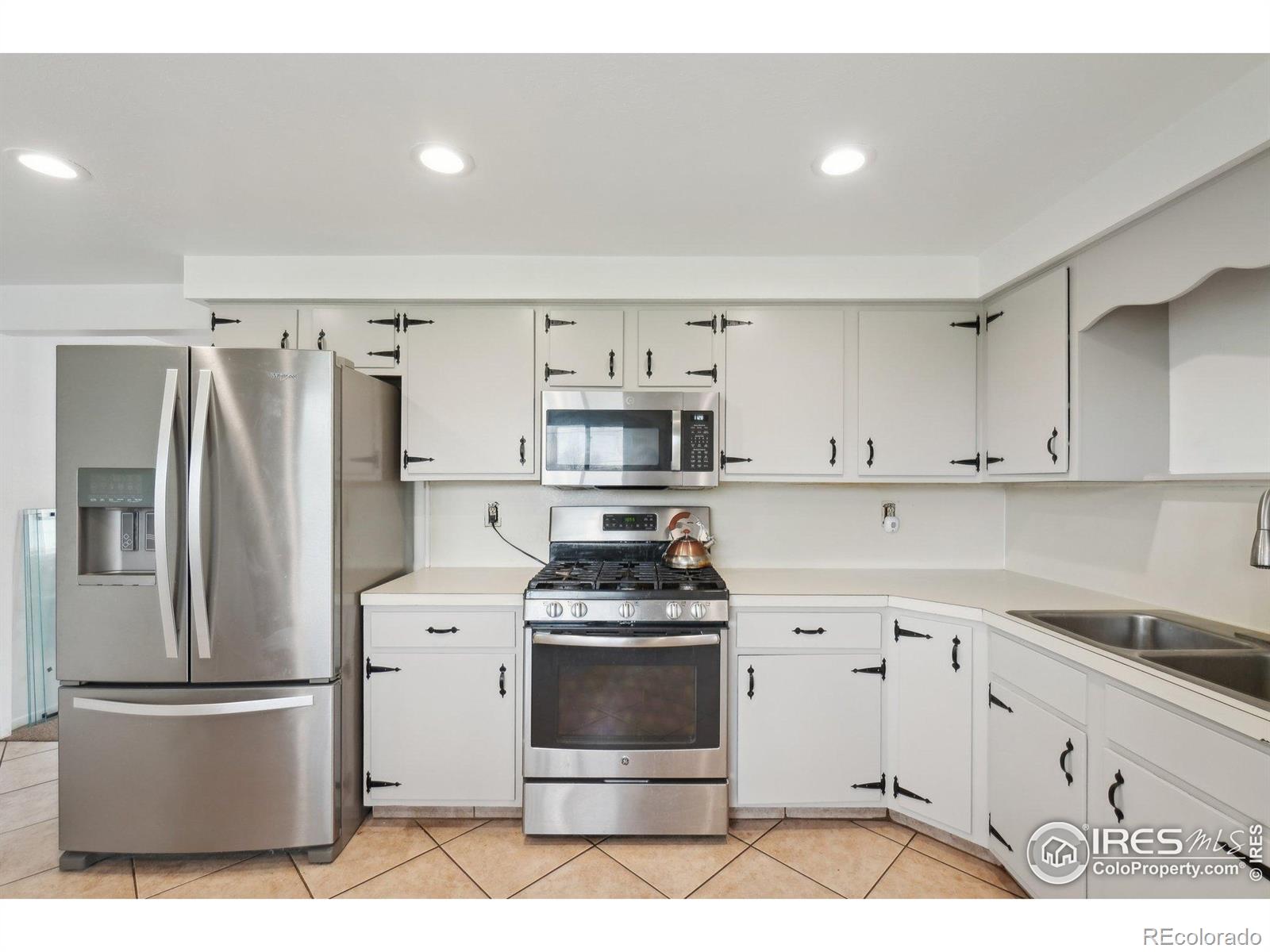 MLS Image #7 for 12734  anhawa avenue,longmont, Colorado