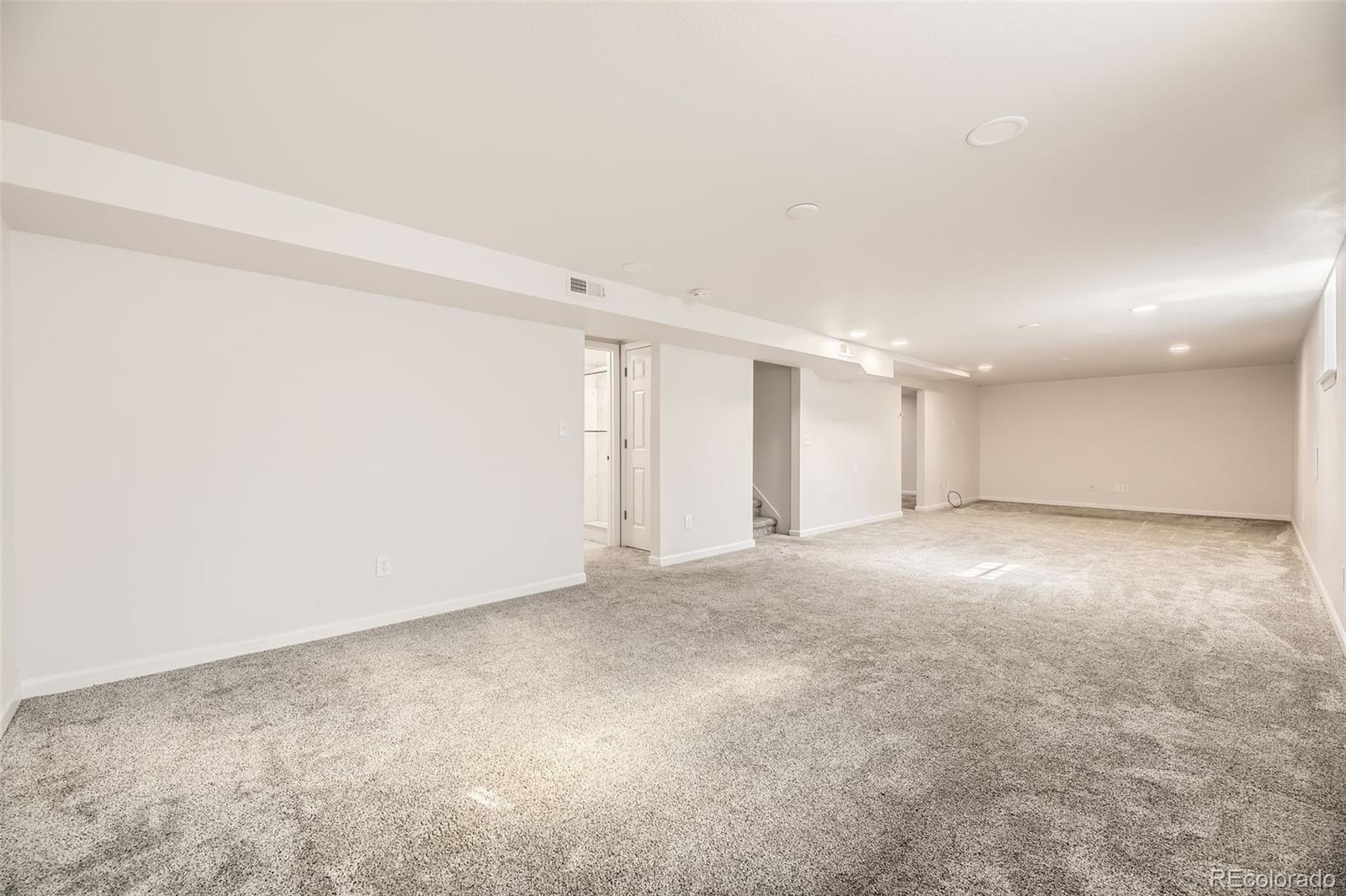 MLS Image #19 for 1926 s yates street,denver, Colorado