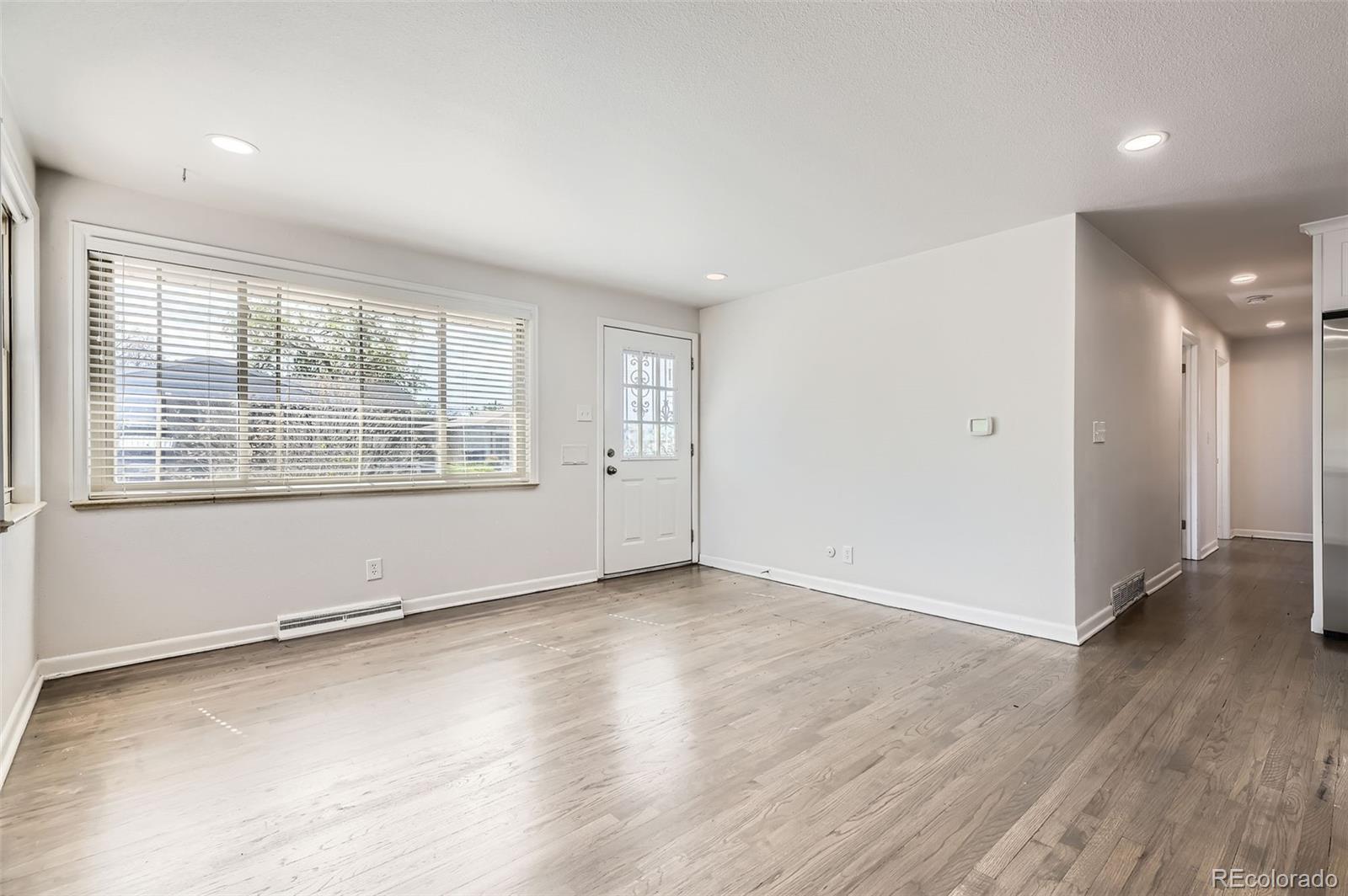 MLS Image #4 for 1926 s yates street,denver, Colorado