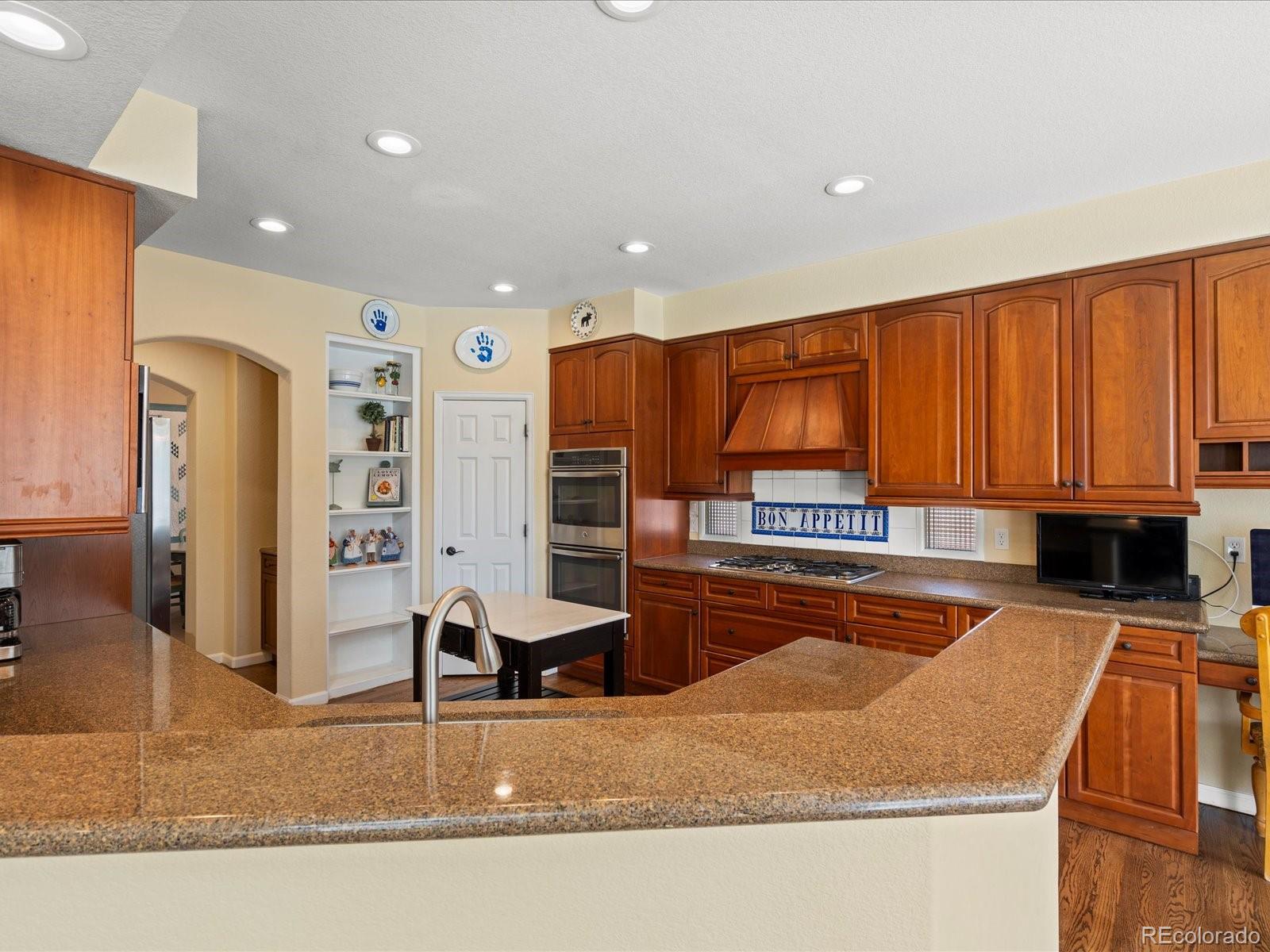 MLS Image #14 for 5700 s benton circle,littleton, Colorado