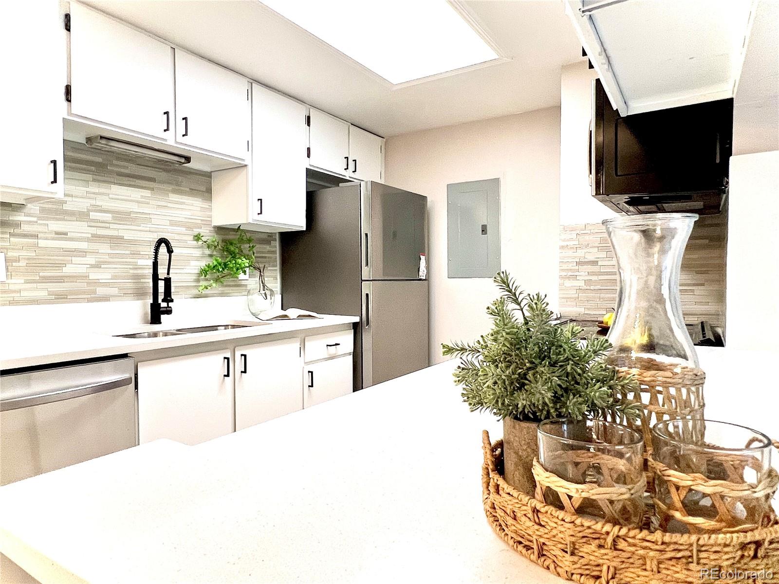 MLS Image #12 for 18064 e ohio avenue,aurora, Colorado