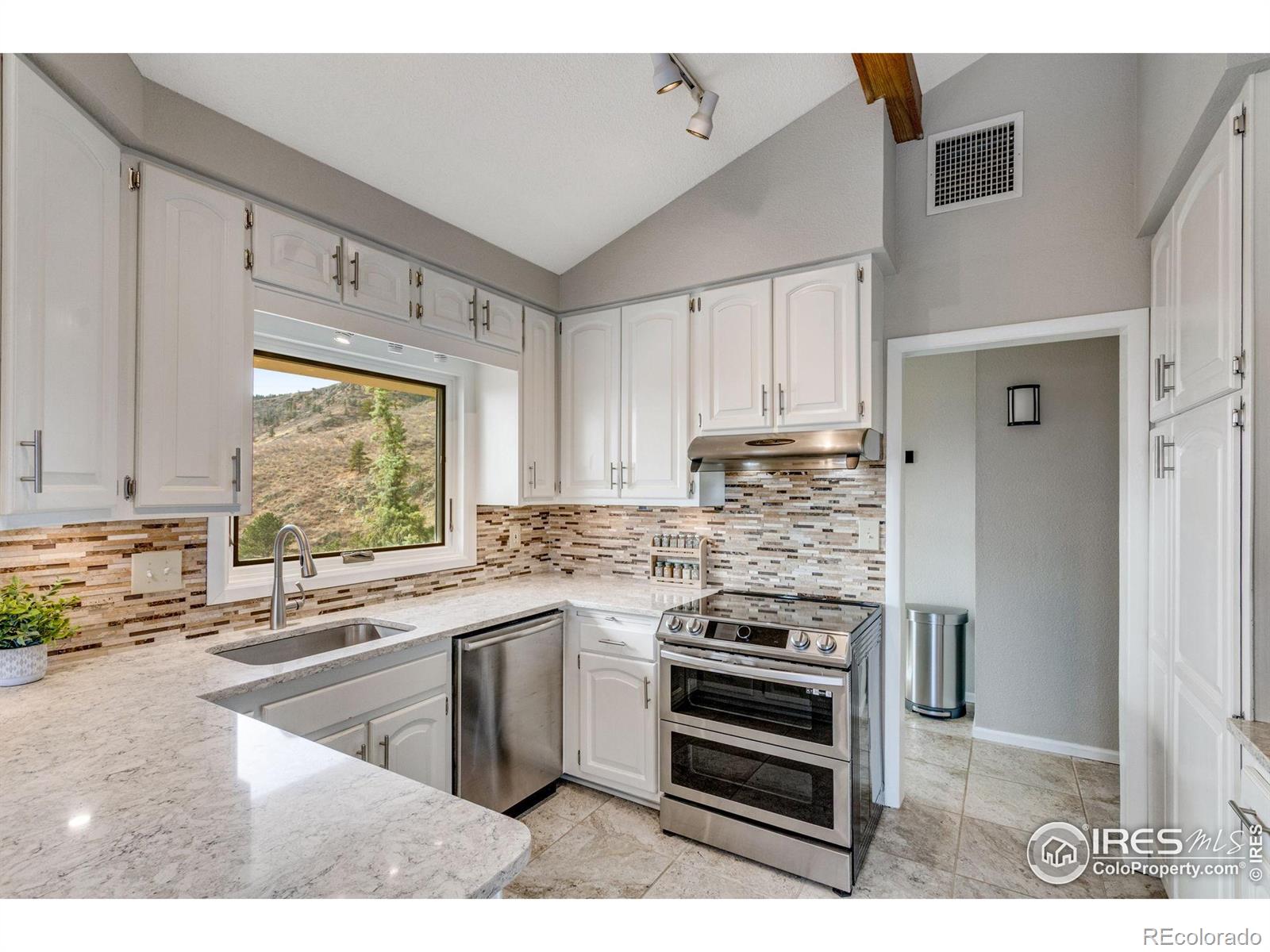 MLS Image #17 for 6300  feldspar court,bellvue, Colorado