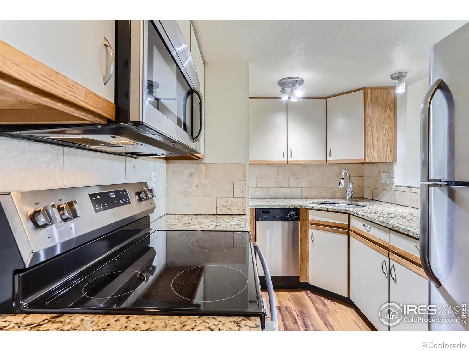 MLS Image #6 for 305 s taft court,louisville, Colorado