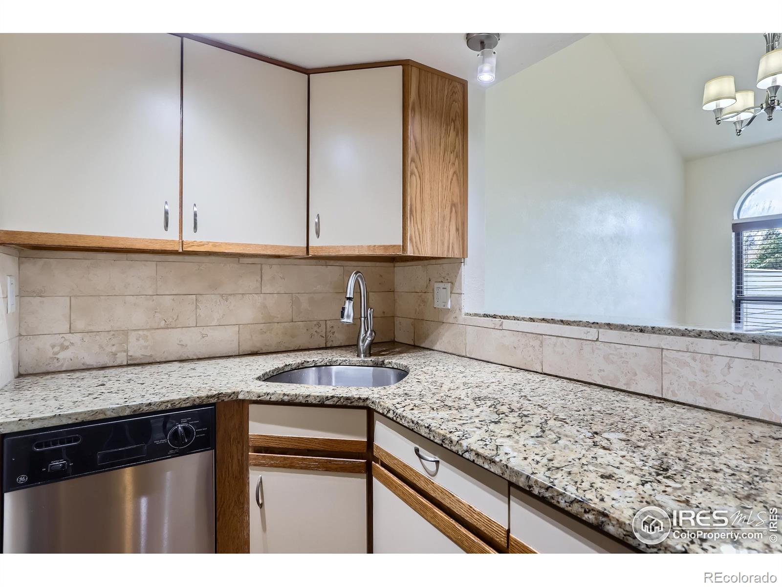 MLS Image #7 for 305 s taft court,louisville, Colorado