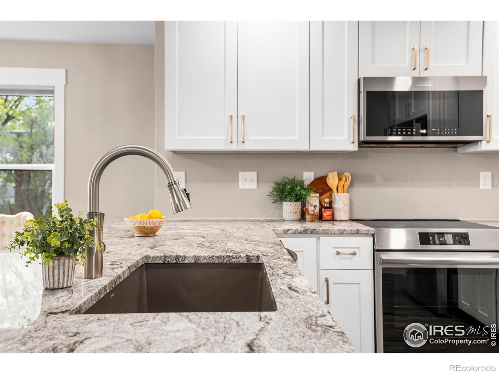 MLS Image #13 for 120 e nebraska avenue,berthoud, Colorado