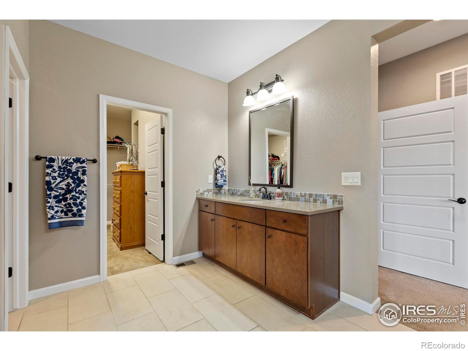 MLS Image #23 for 2551  cub lake court,loveland, Colorado