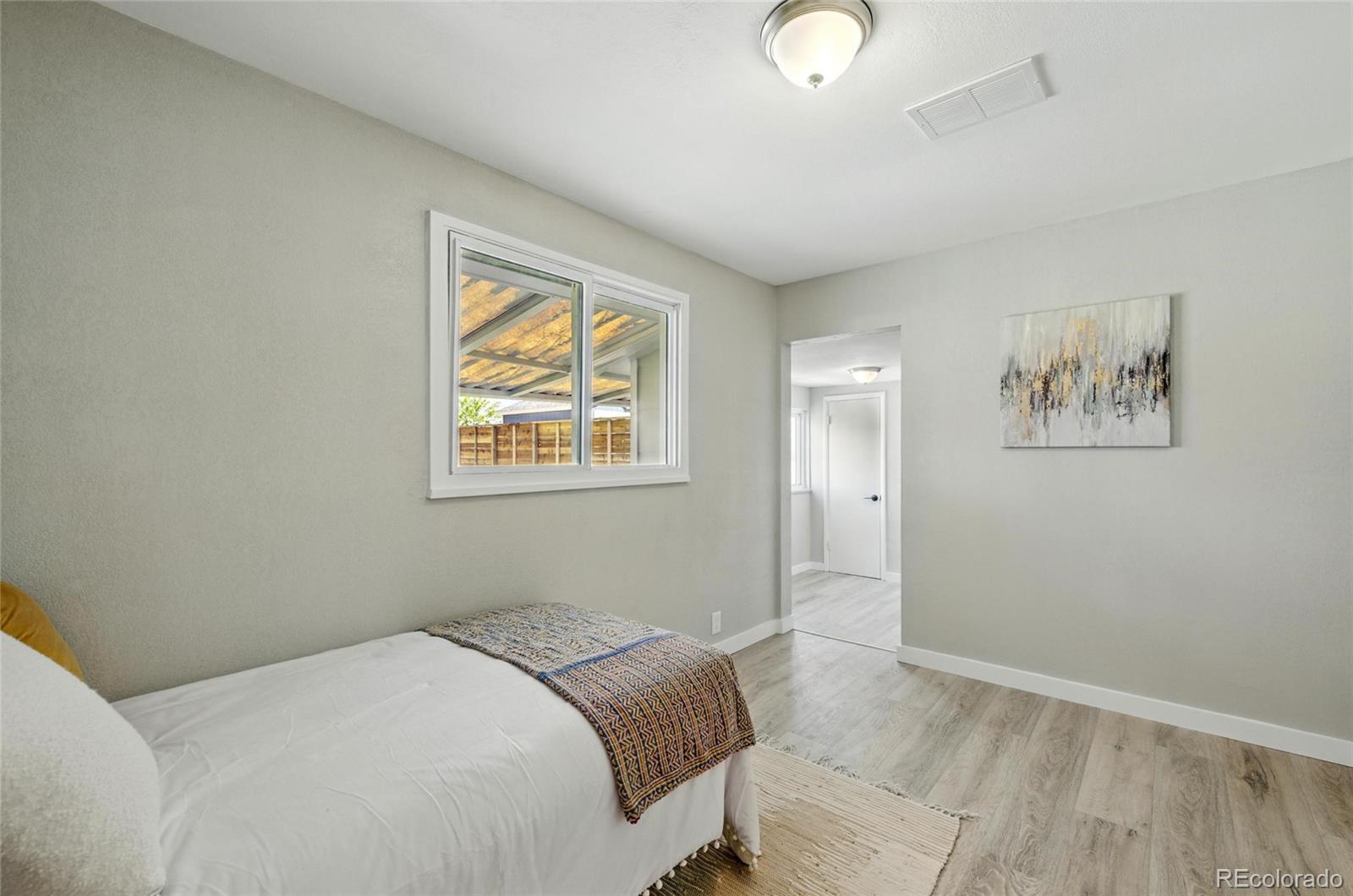 MLS Image #11 for 3940 s hazel court,englewood, Colorado
