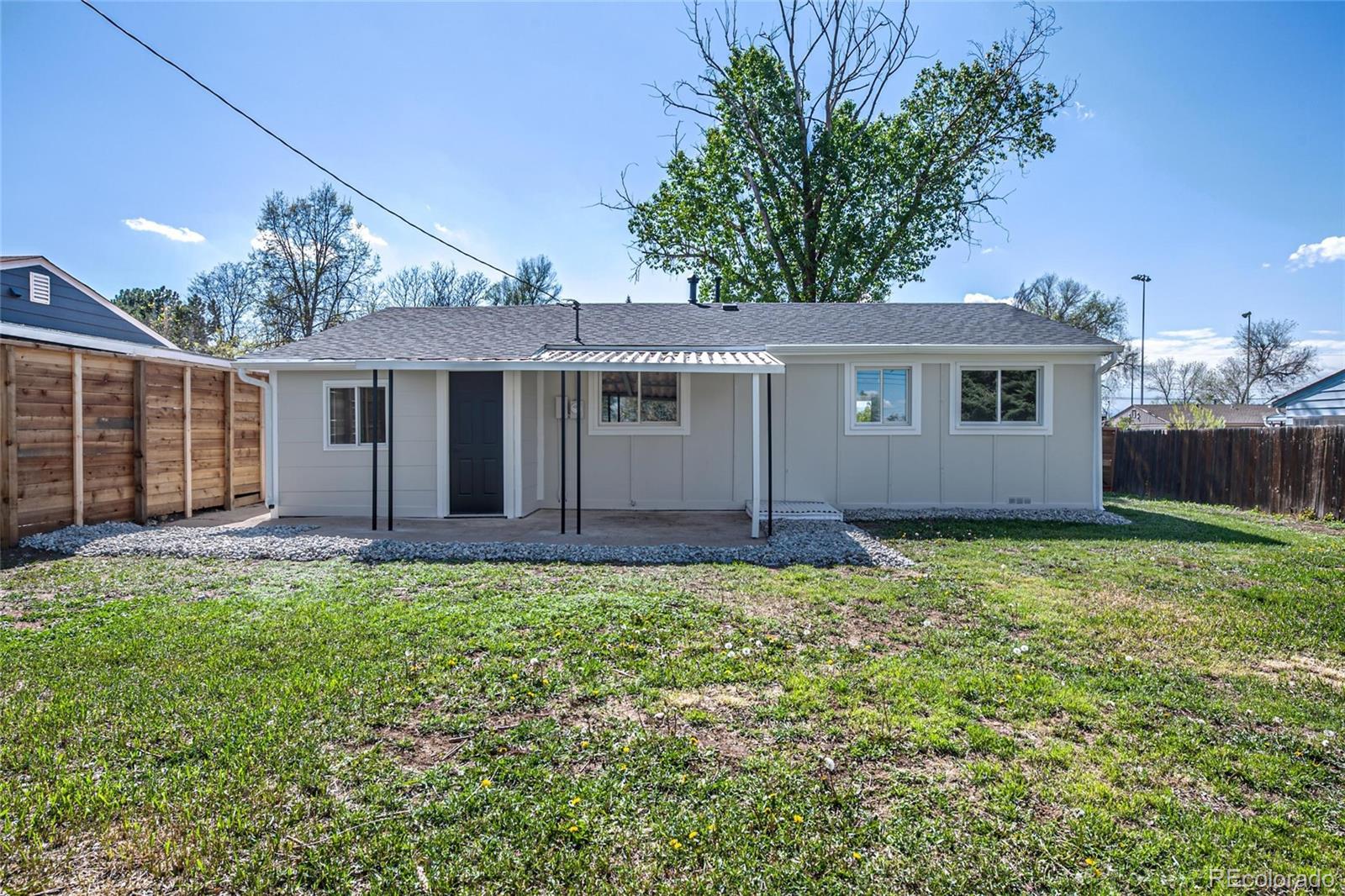 MLS Image #16 for 3940 s hazel court,englewood, Colorado