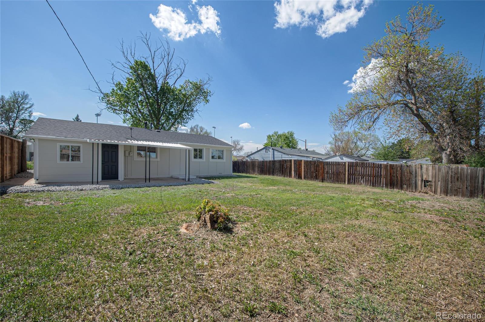 MLS Image #17 for 3940 s hazel court,englewood, Colorado