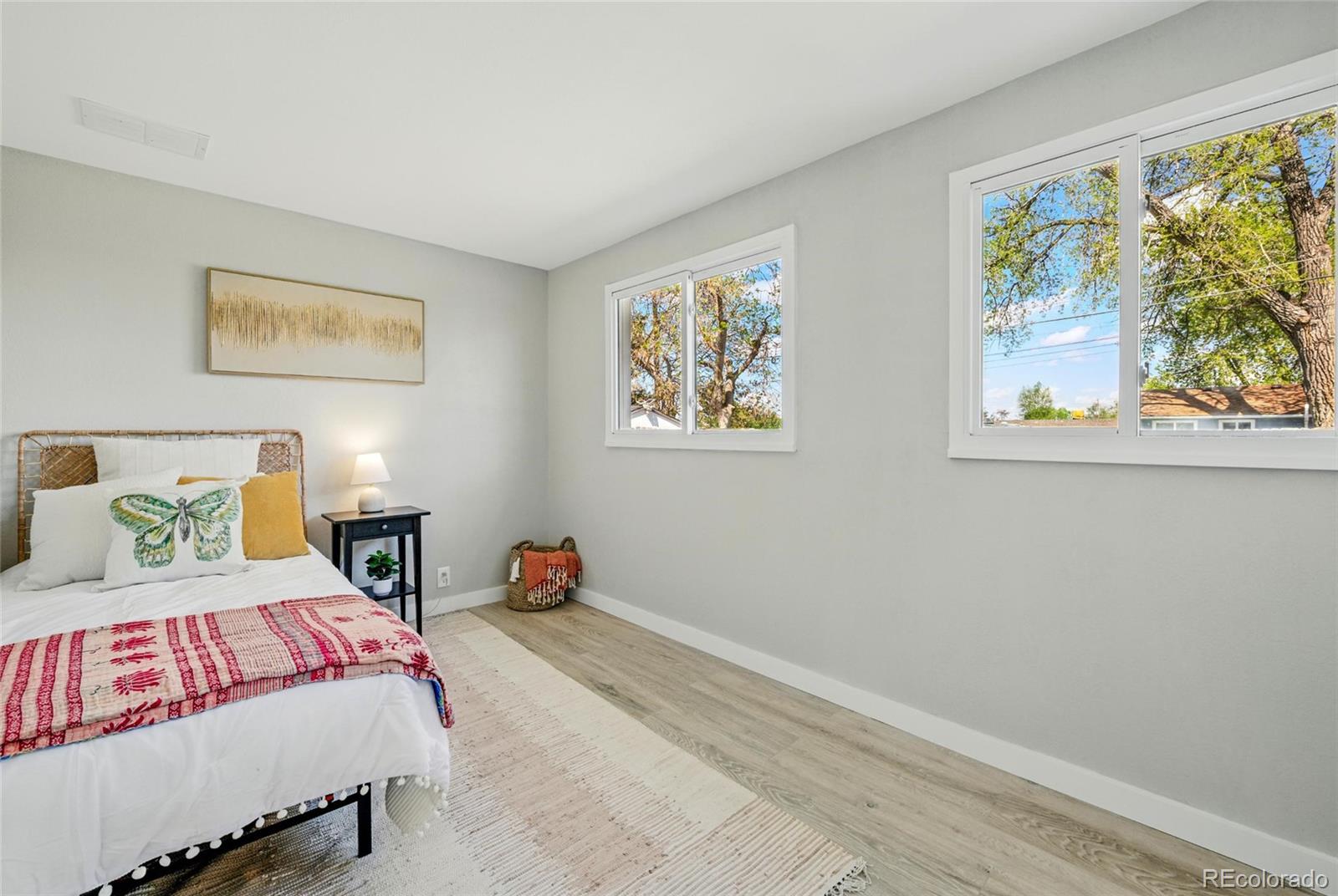 MLS Image #8 for 3940 s hazel court,englewood, Colorado