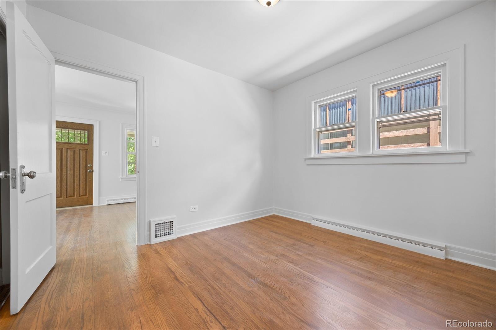 MLS Image #11 for 2140 s washington street,denver, Colorado