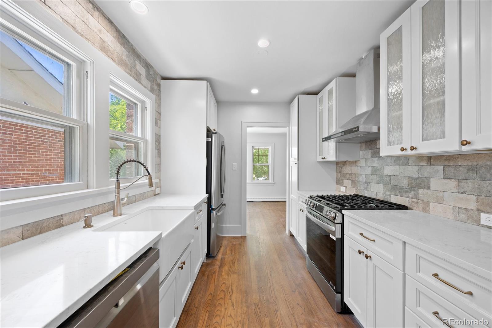 MLS Image #6 for 2140 s washington street,denver, Colorado