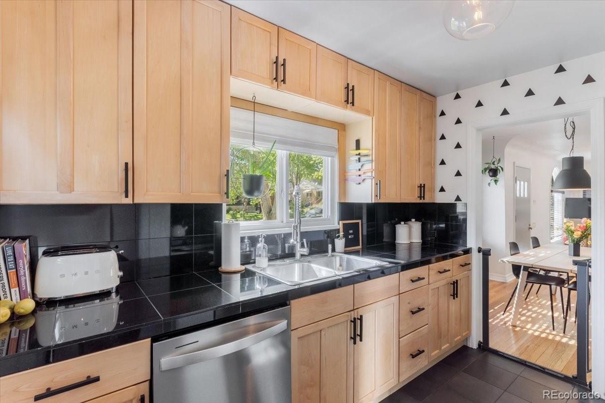 MLS Image #9 for 2734  king street,denver, Colorado