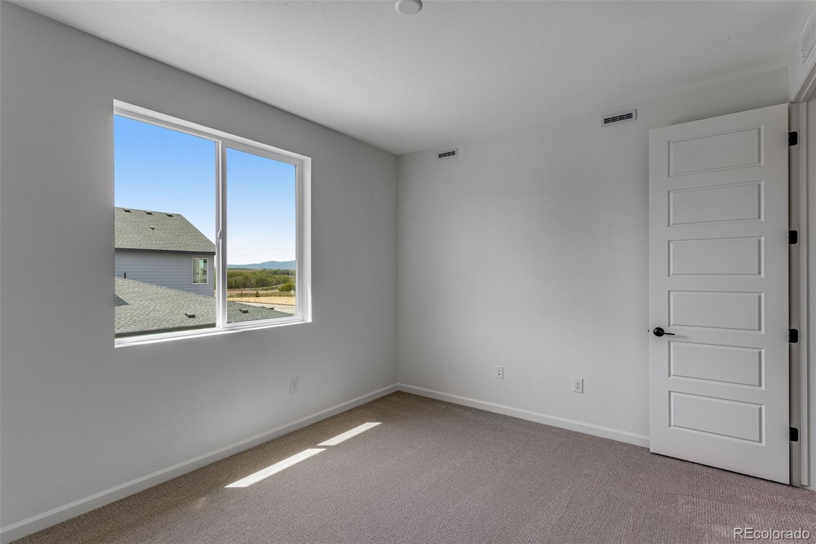 MLS Image #27 for 1415  great western drive,longmont, Colorado