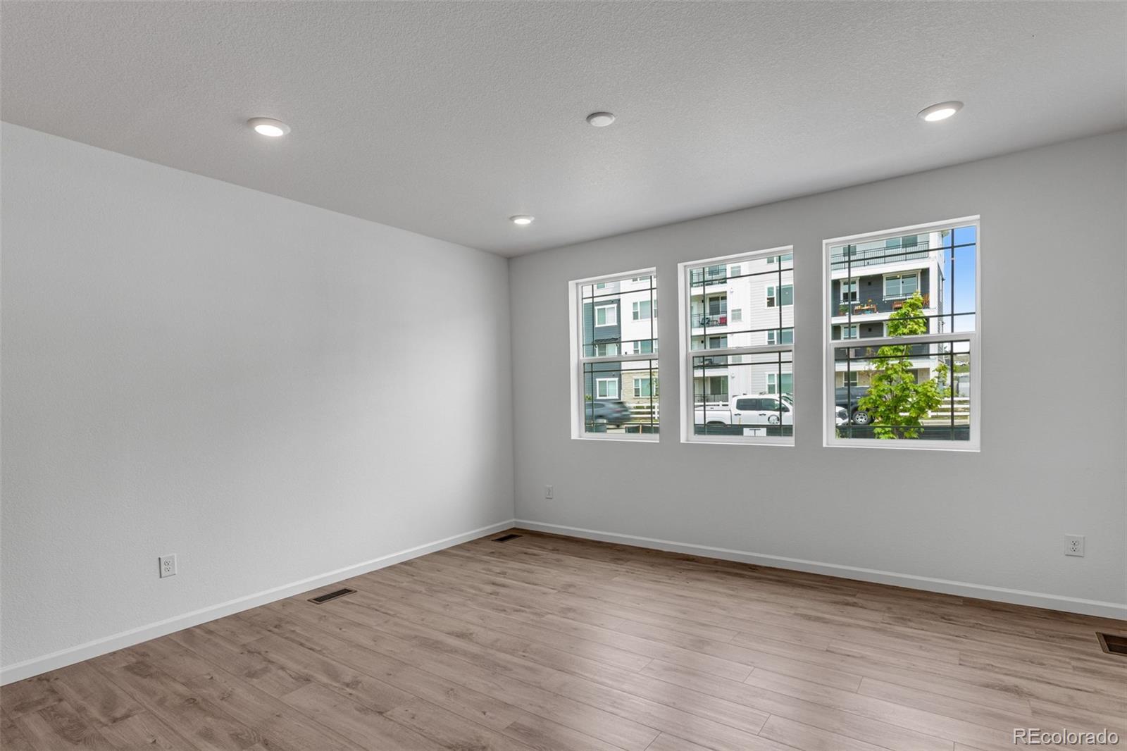 MLS Image #3 for 1415  great western drive,longmont, Colorado