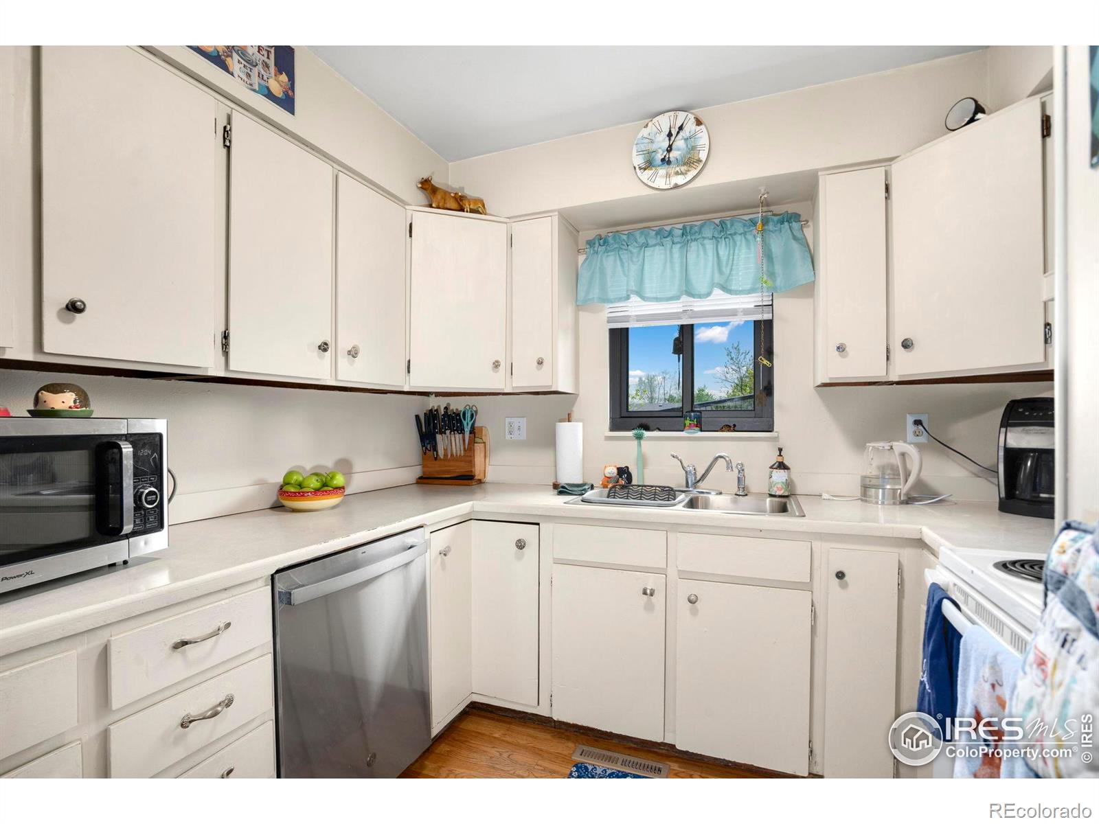 MLS Image #8 for 3514  marigold street,evans, Colorado