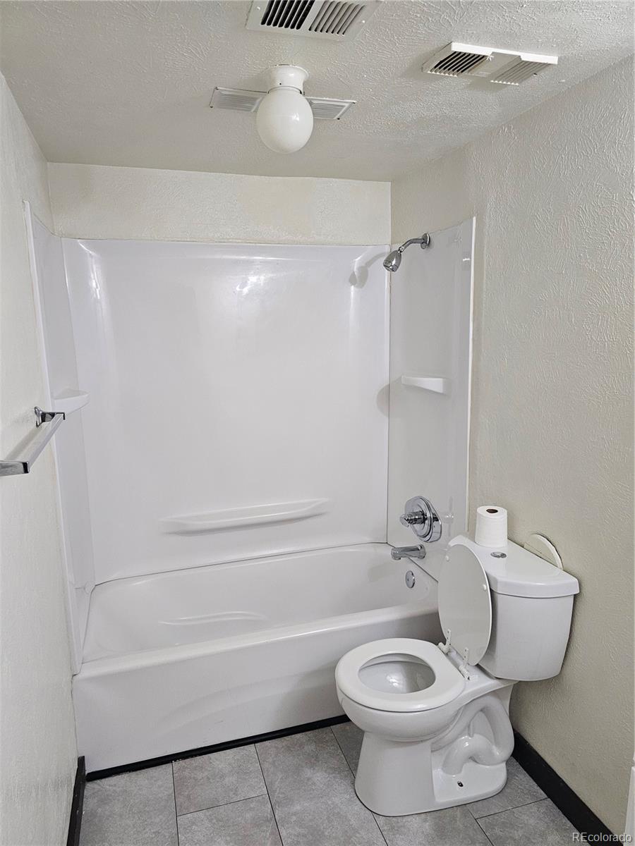 MLS Image #3 for 7665 e eastman avenue 104a,denver, Colorado