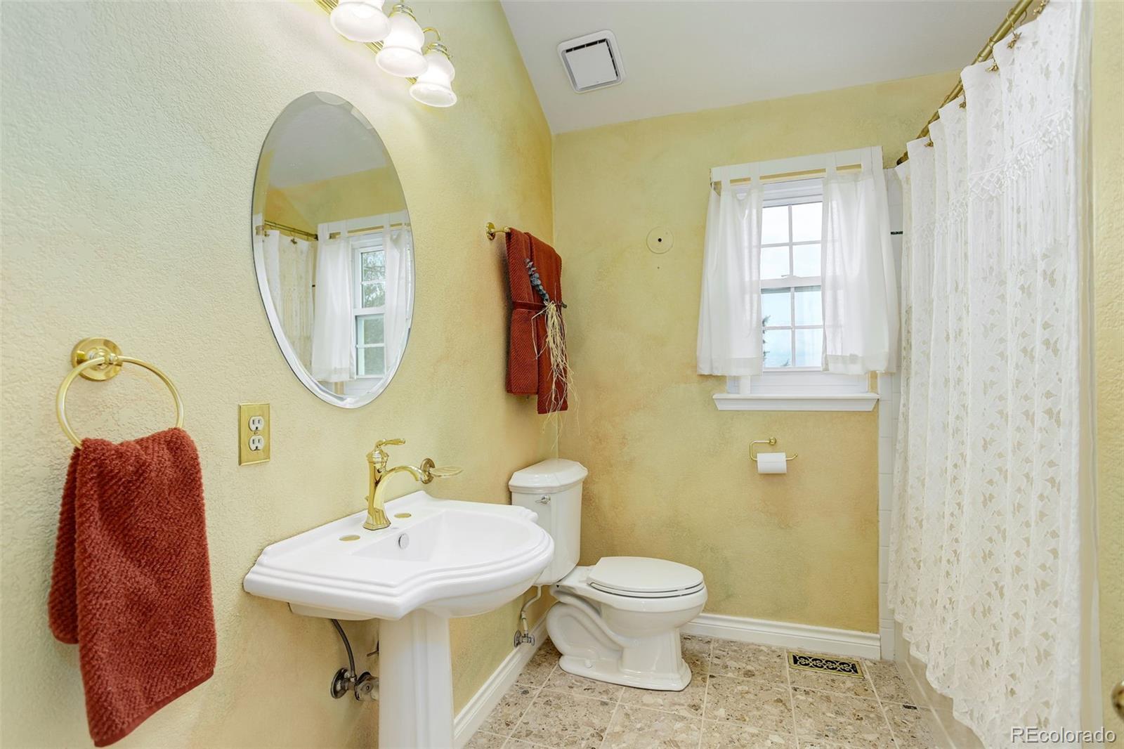 MLS Image #16 for 31 n algonquian street,aurora, Colorado