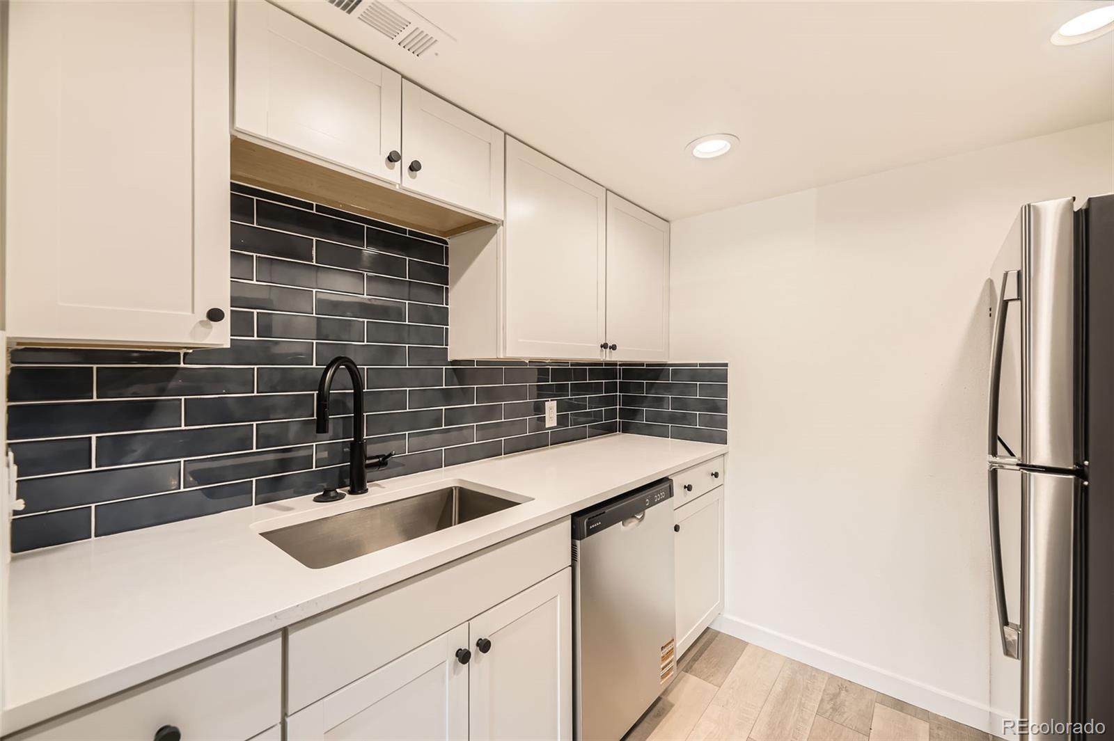 MLS Image #12 for 4691 s decatur street,englewood, Colorado