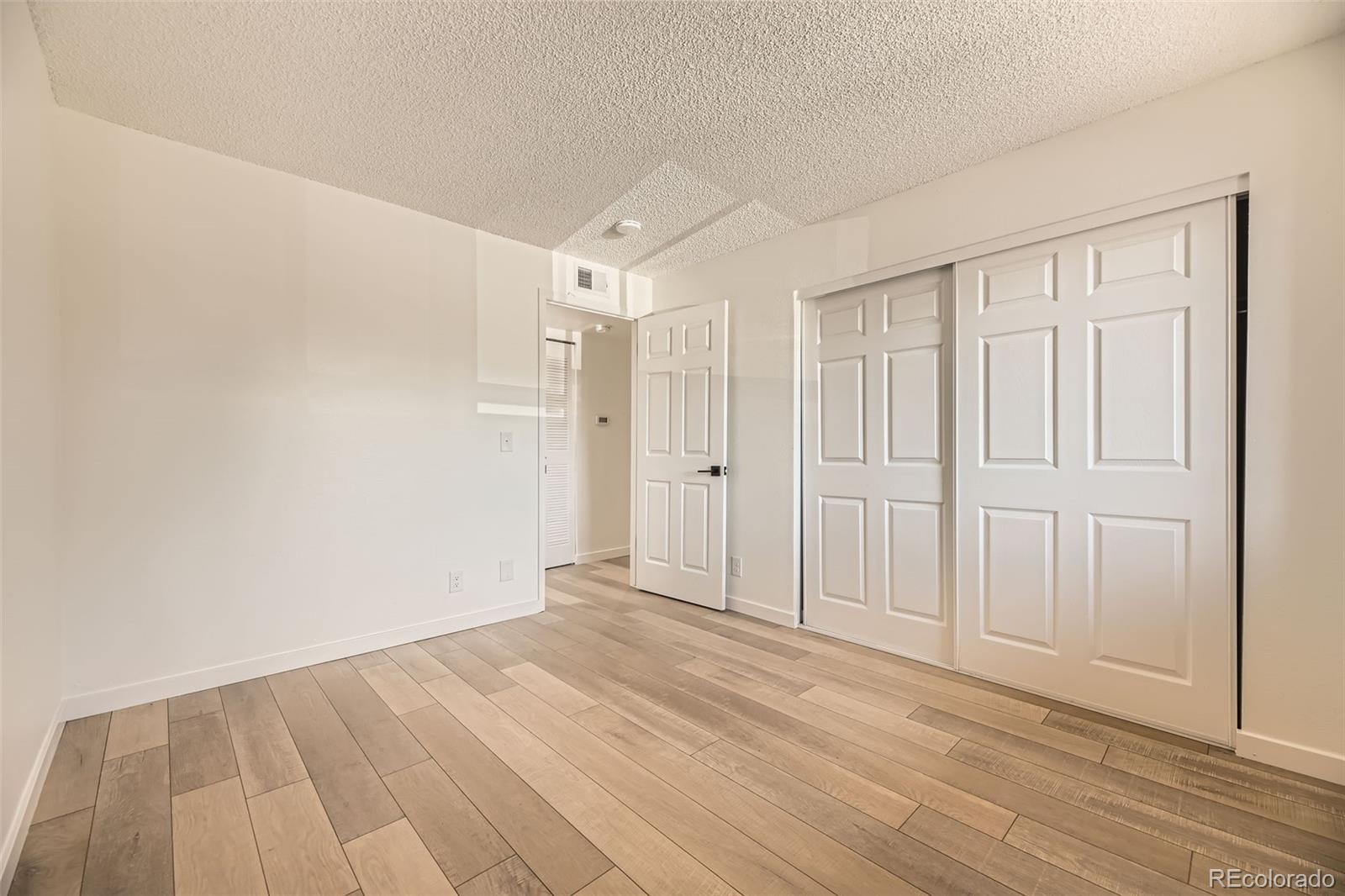 MLS Image #18 for 4691 s decatur street,englewood, Colorado