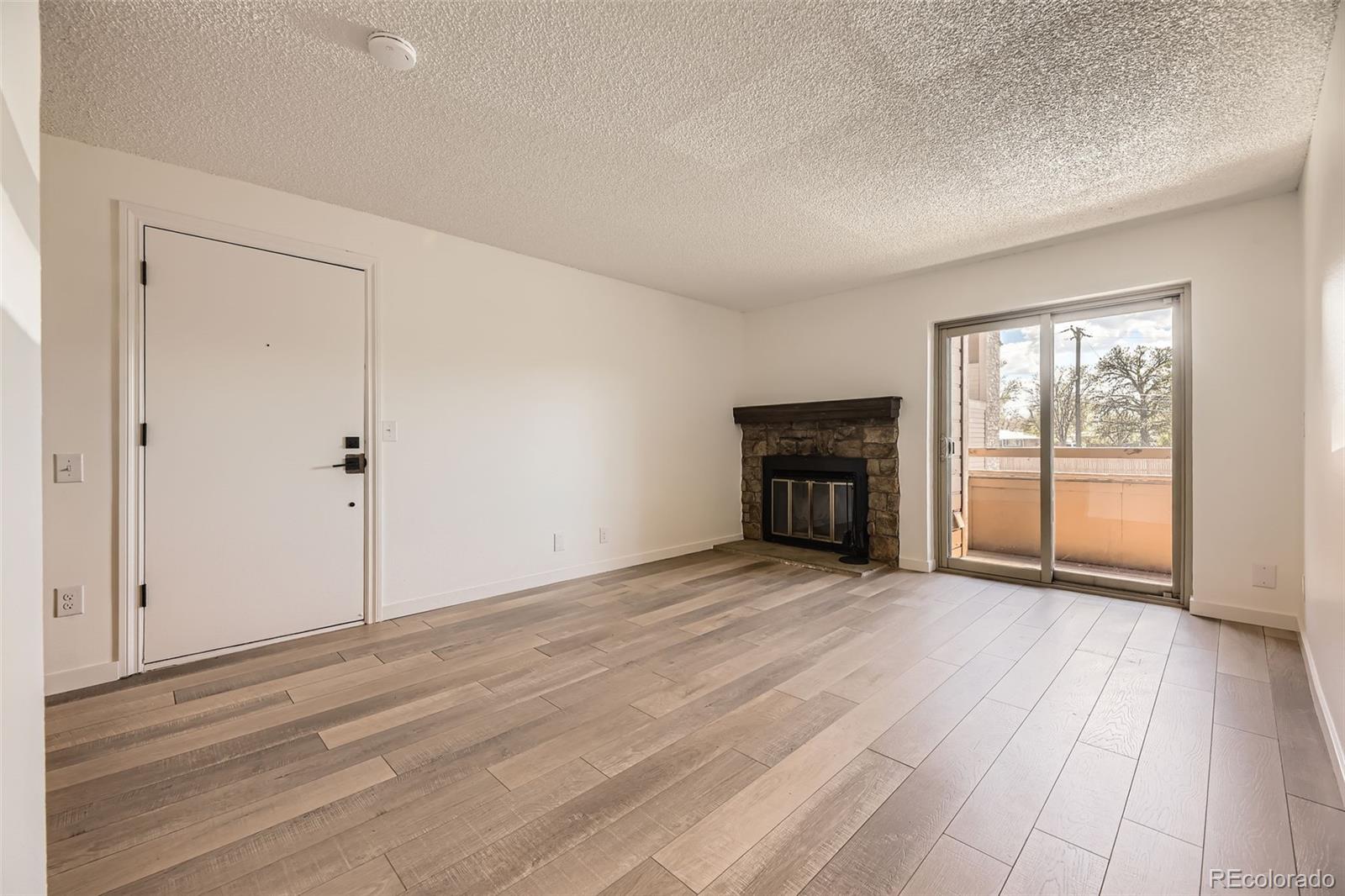 MLS Image #5 for 4691 s decatur street,englewood, Colorado