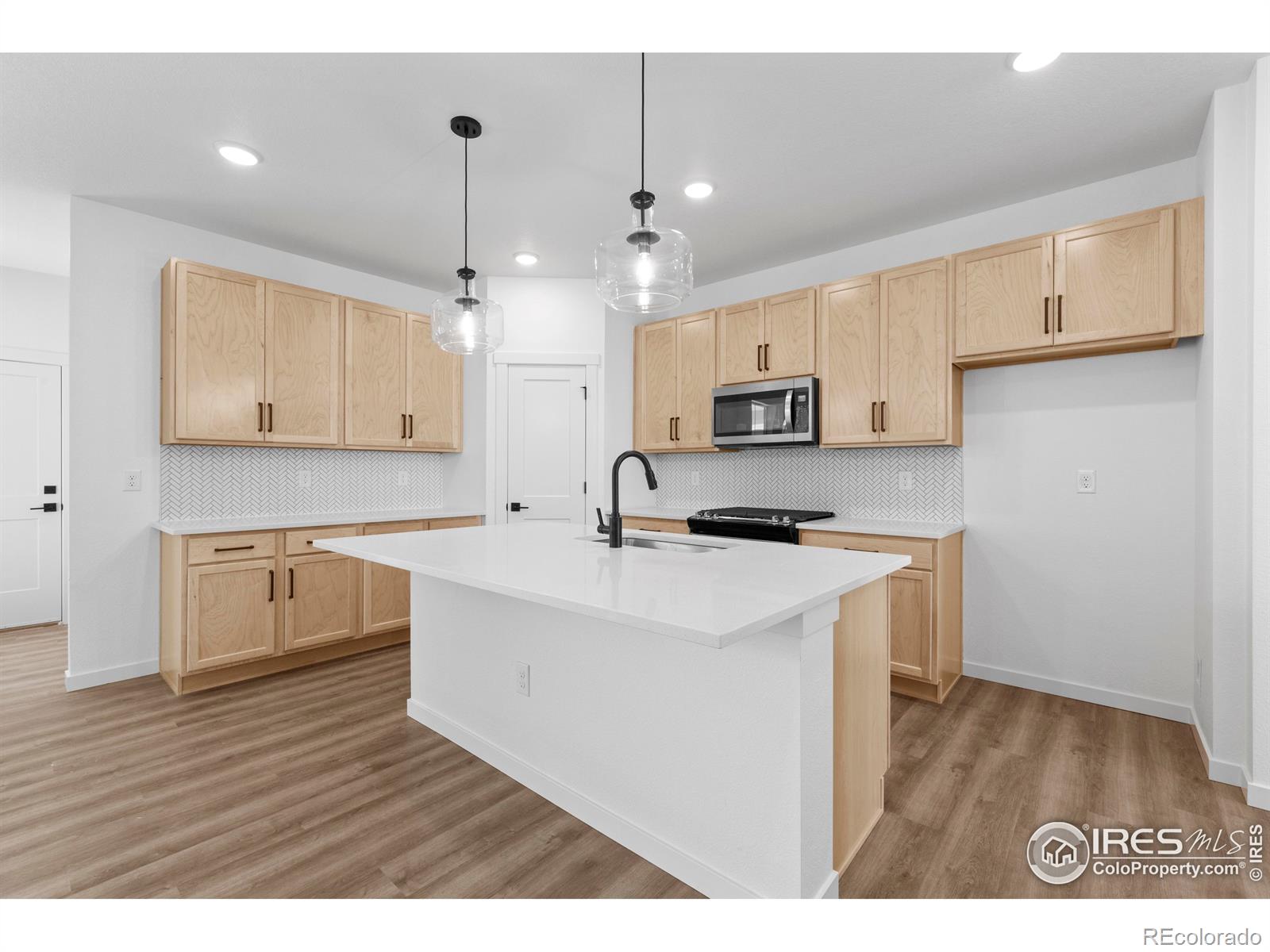 MLS Image #10 for 4486  burl street,timnath, Colorado
