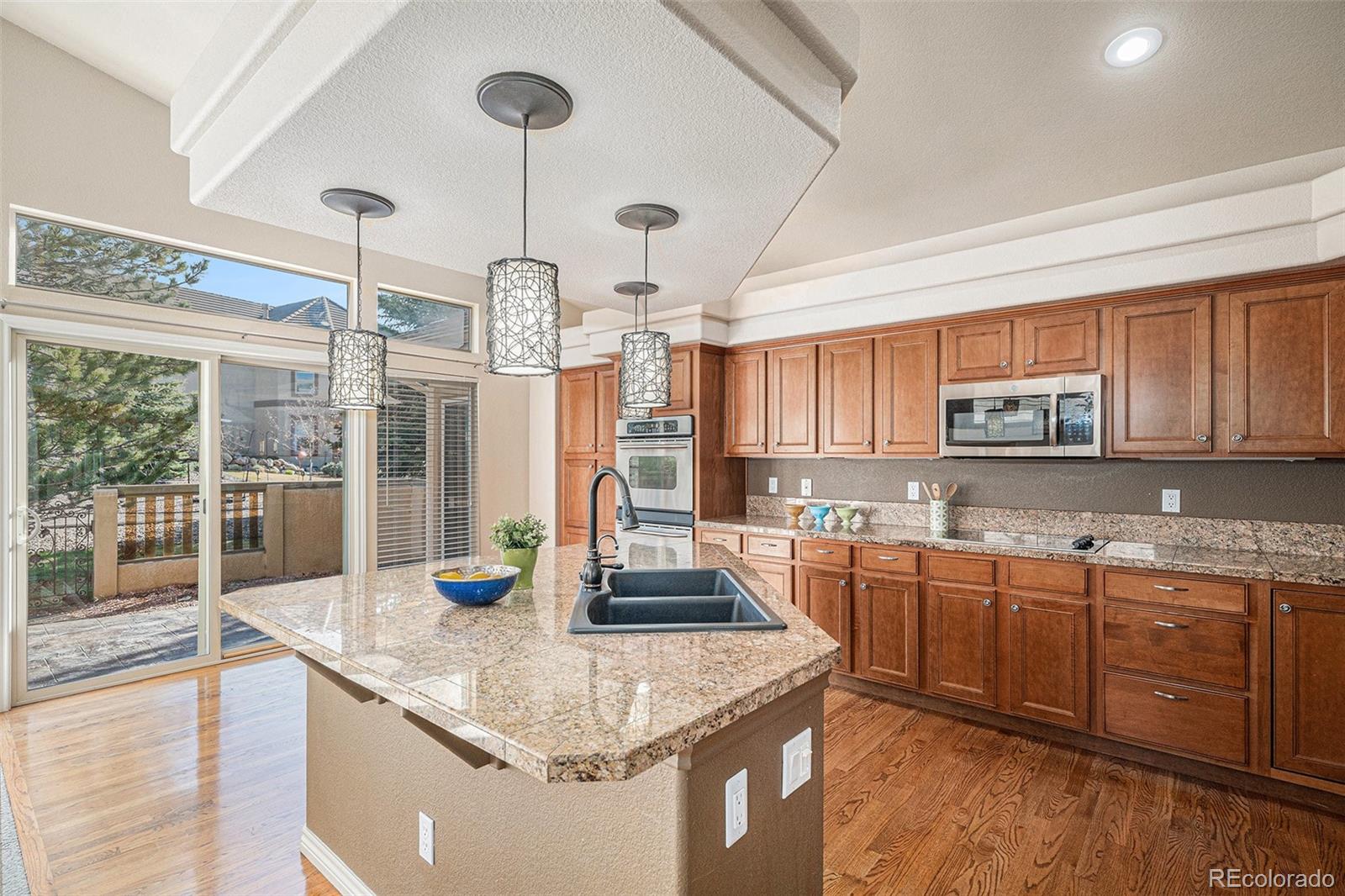 MLS Image #10 for 1660  moveen heights,monument, Colorado