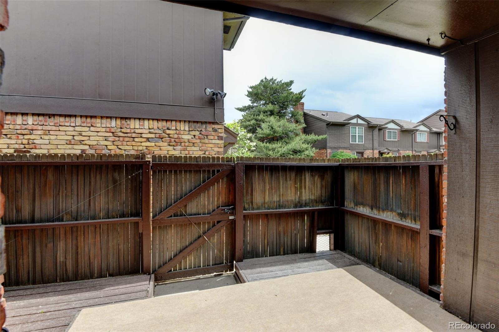 MLS Image #12 for 3855 s monaco street,denver, Colorado