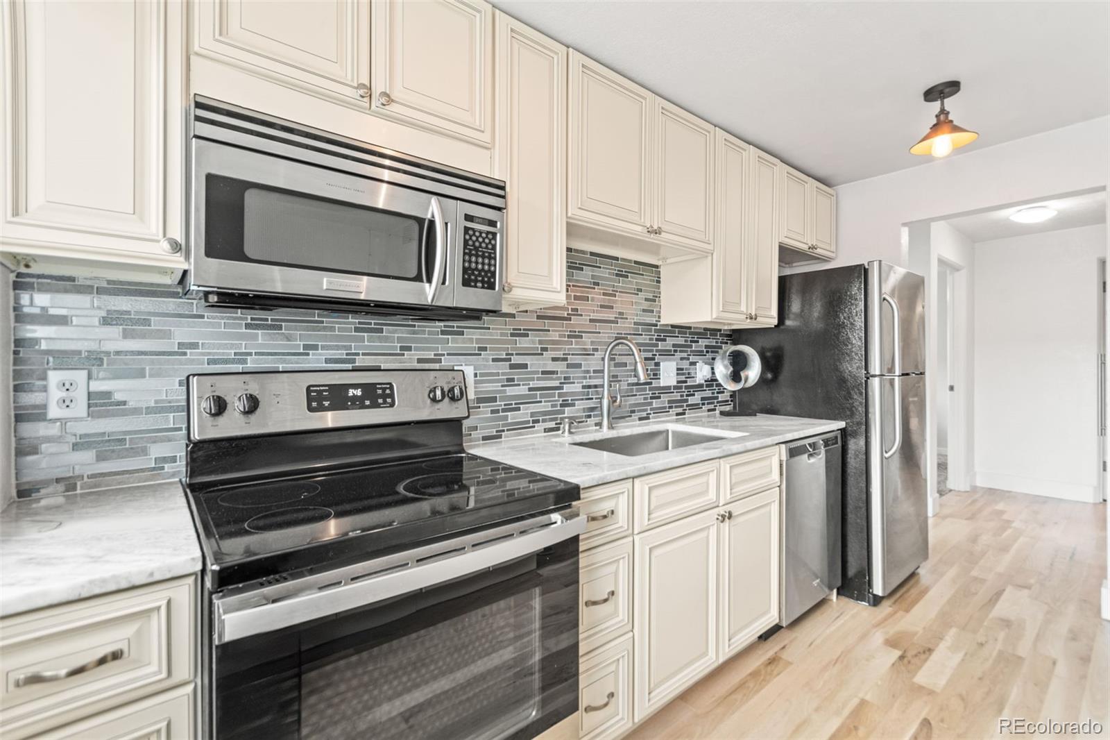 MLS Image #17 for 75 n emerson street,denver, Colorado