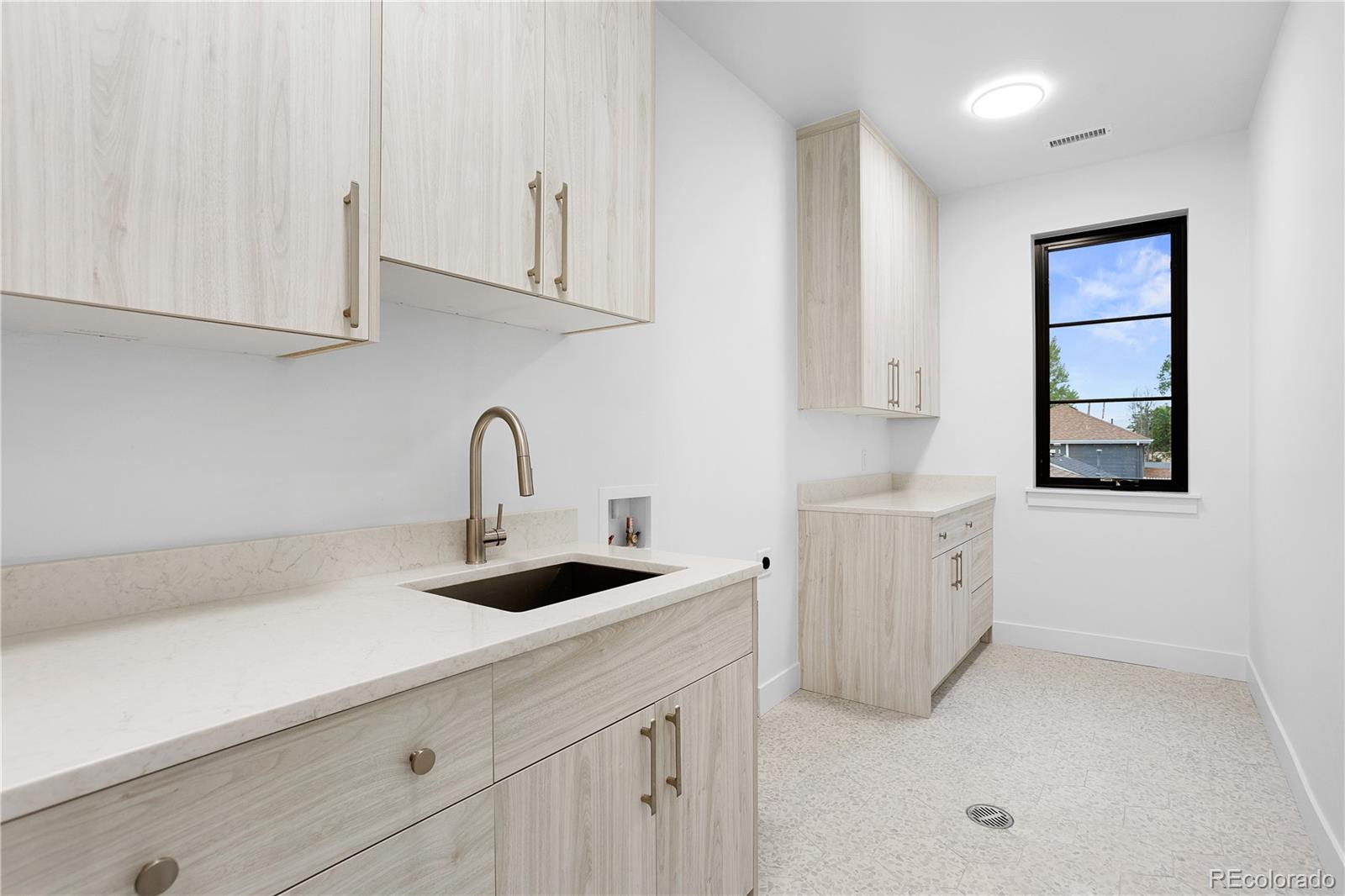 MLS Image #35 for 1126 s garfield street,denver, Colorado