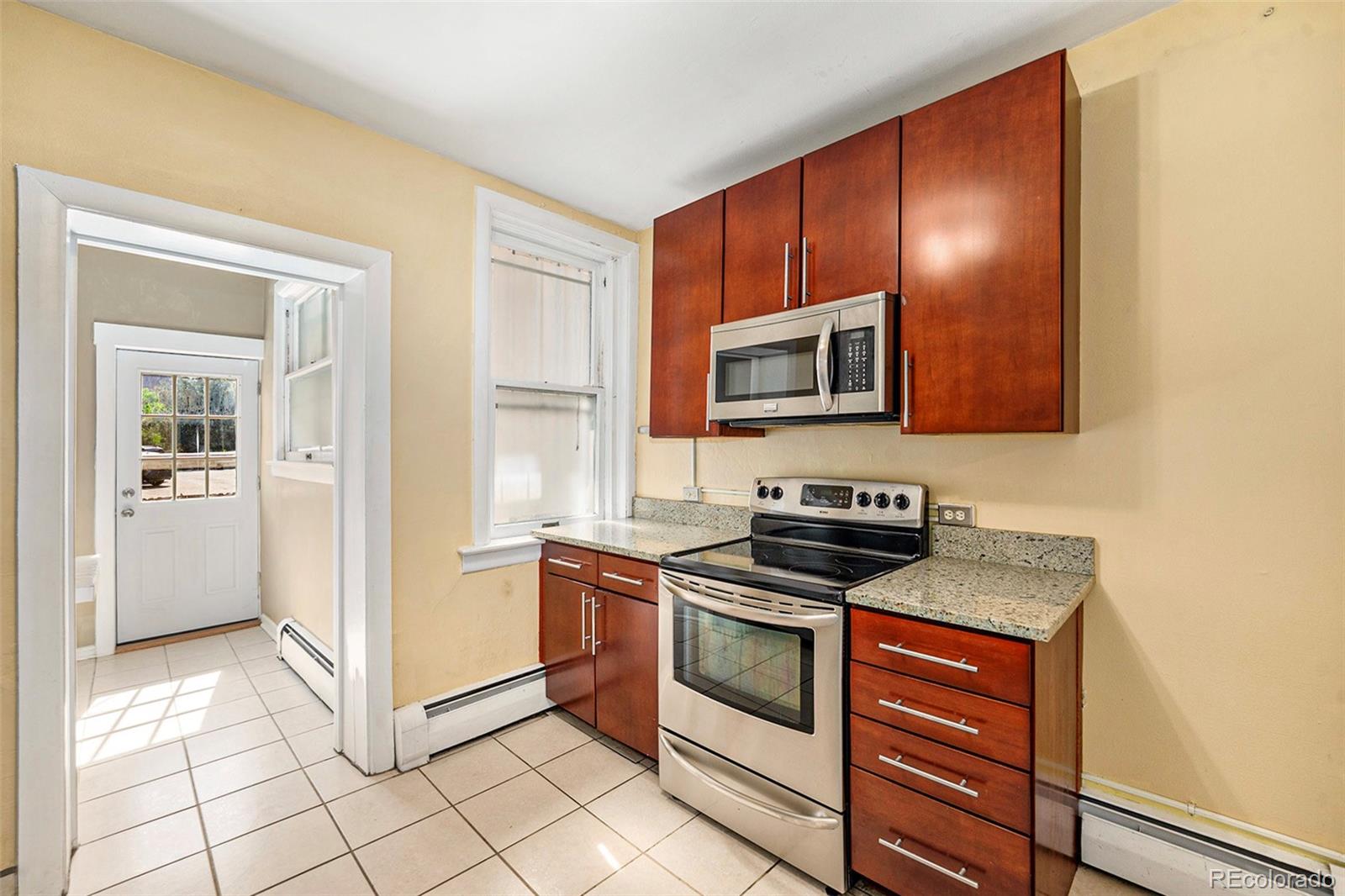 MLS Image #4 for 1214 n pearl street,denver, Colorado
