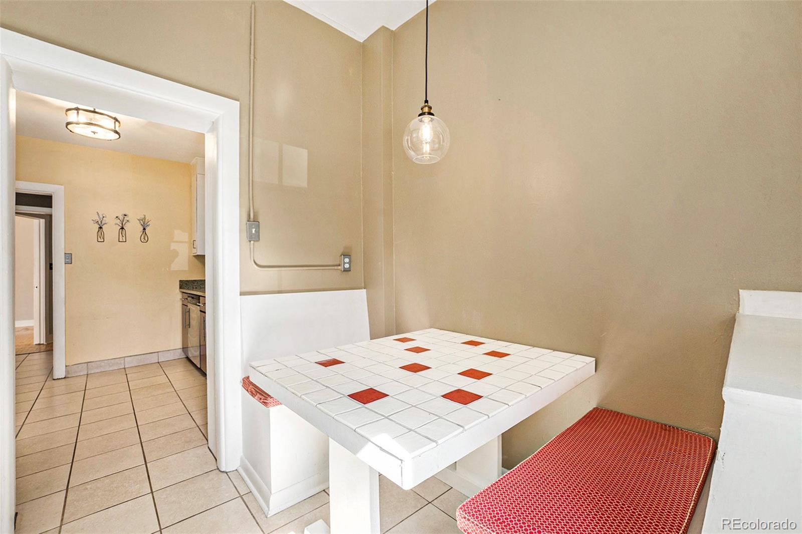 MLS Image #5 for 1214 n pearl street,denver, Colorado