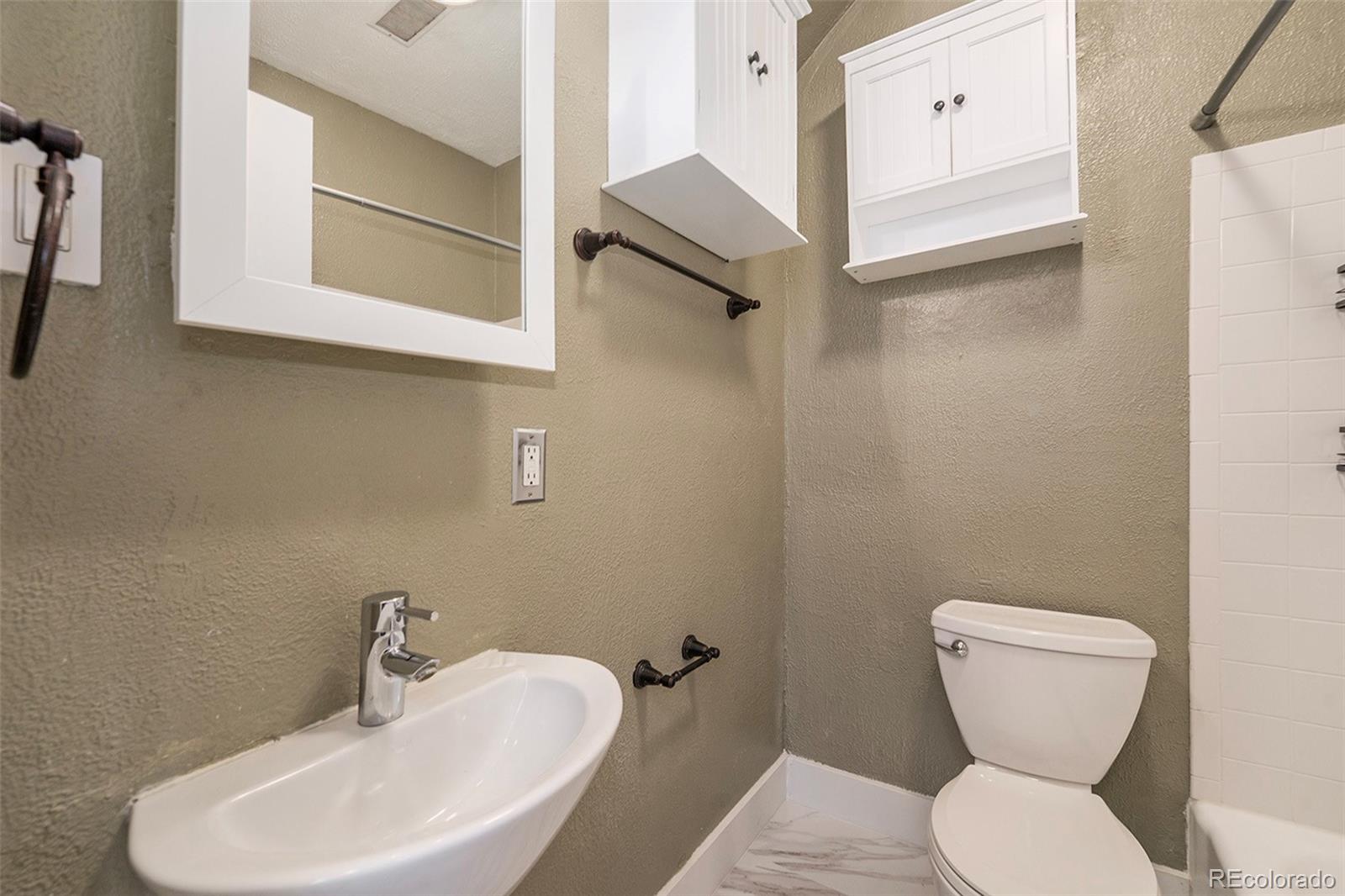 MLS Image #9 for 1214 n pearl street,denver, Colorado