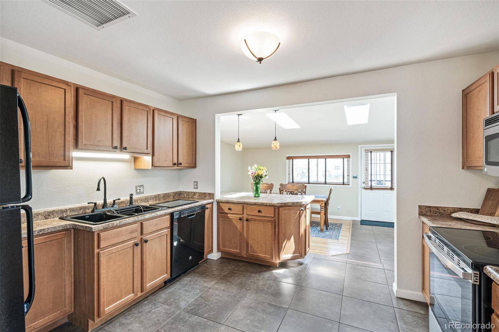 MLS Image #7 for 2252  lamar street,edgewater, Colorado