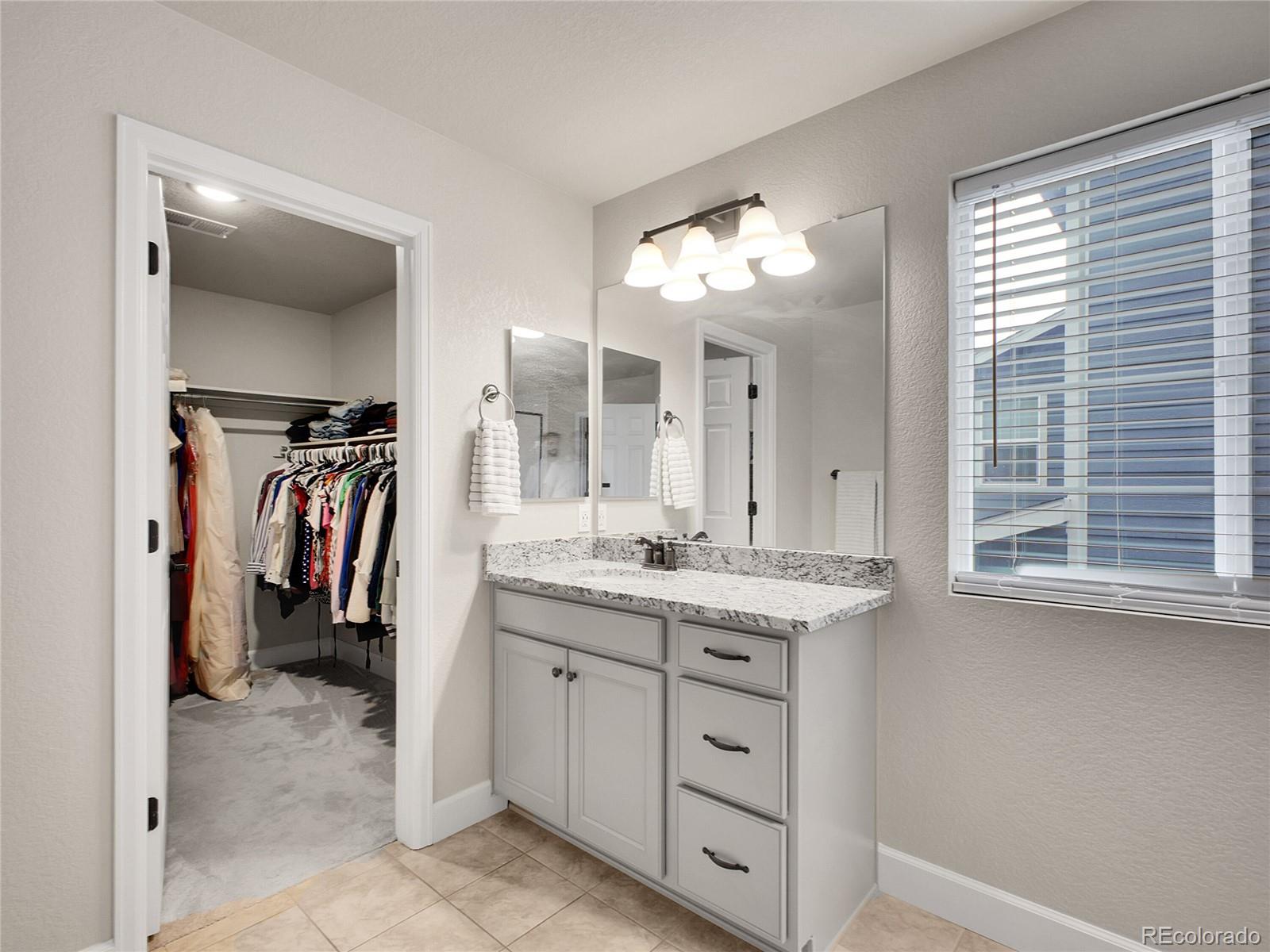MLS Image #24 for 7012 s undergrove way,aurora, Colorado