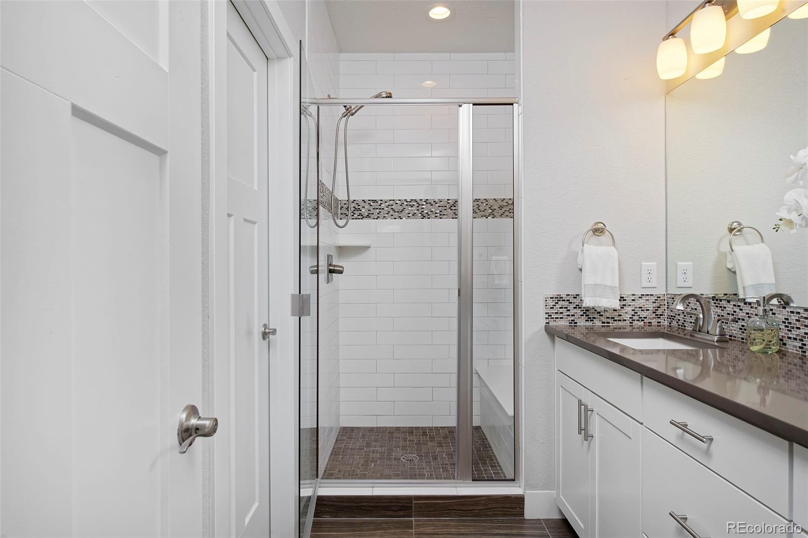 MLS Image #13 for 719  robert street,longmont, Colorado