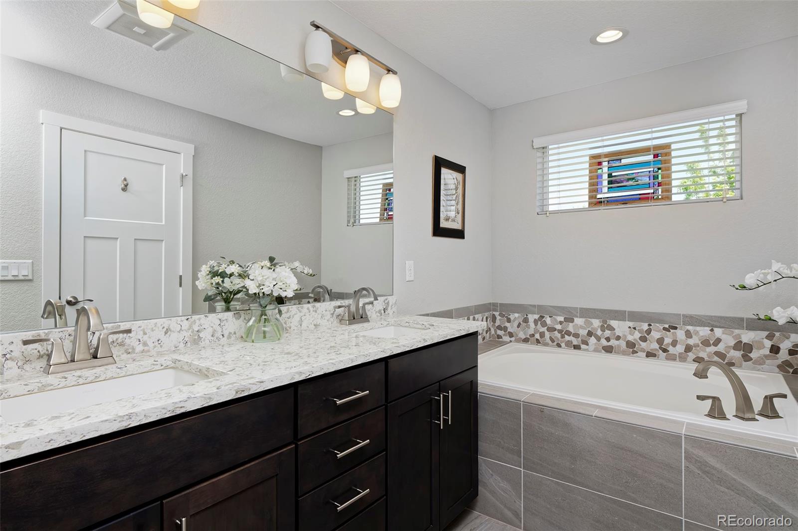 MLS Image #21 for 719  robert street,longmont, Colorado