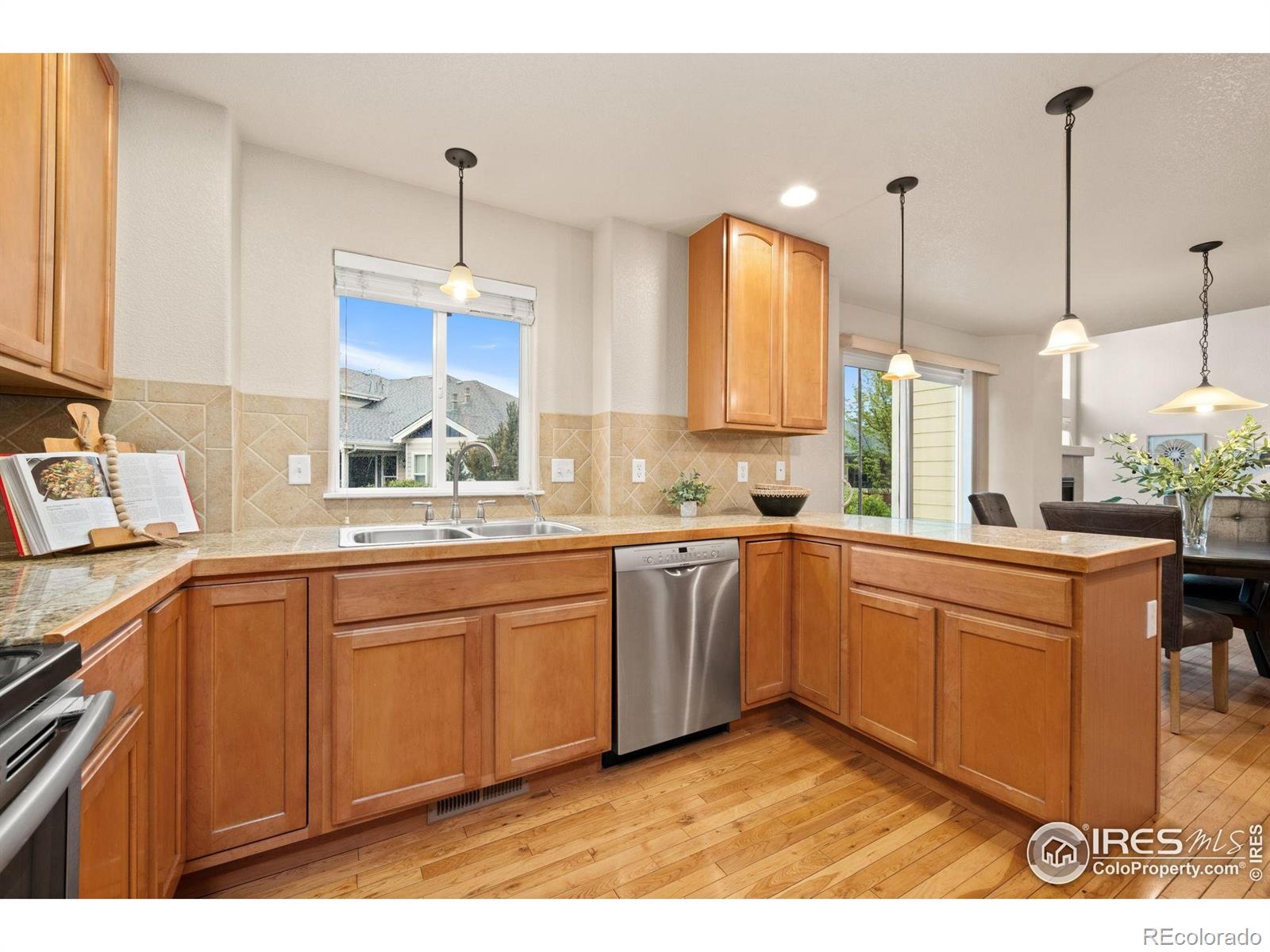 MLS Image #11 for 4144  center gate court,fort collins, Colorado