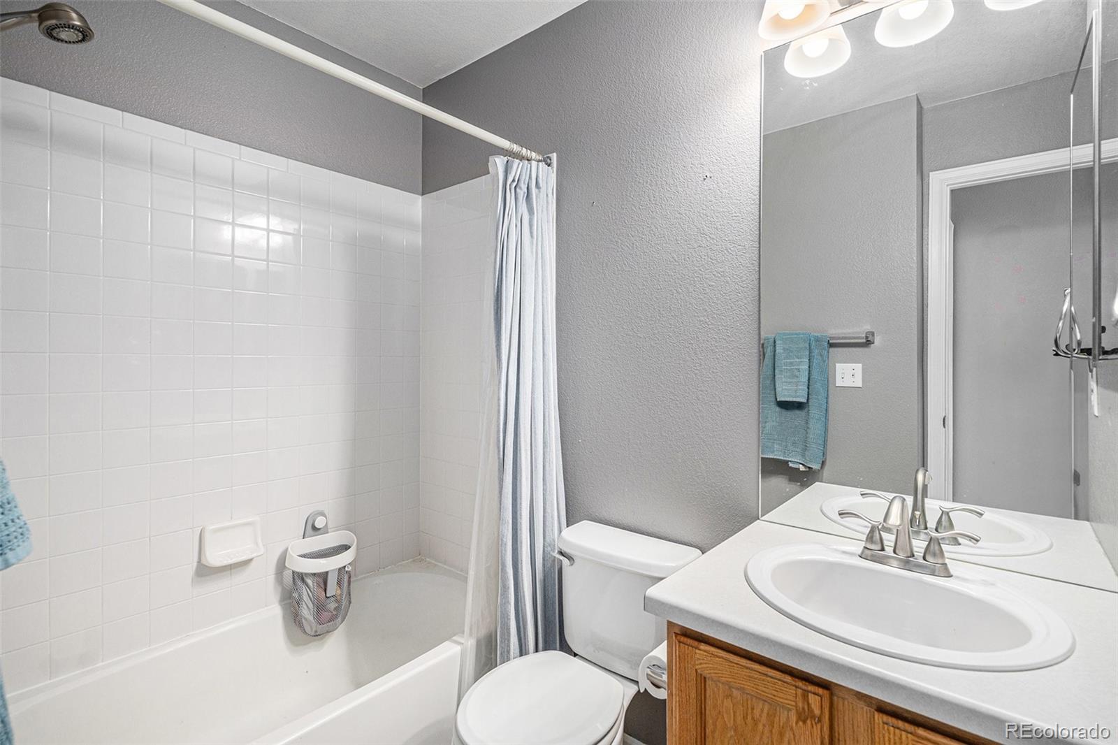 MLS Image #15 for 3543 s ceylon way,aurora, Colorado