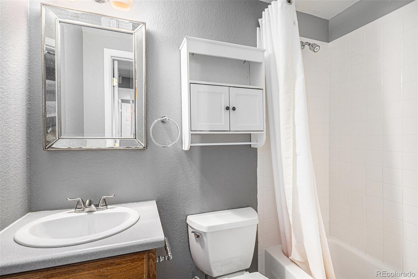 MLS Image #18 for 3543 s ceylon way,aurora, Colorado