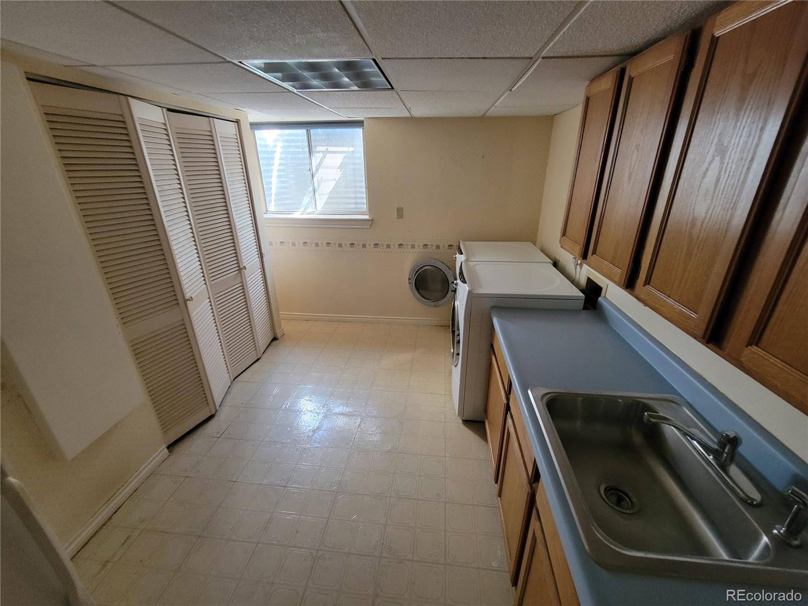 MLS Image #16 for 2619 s iris court,lakewood, Colorado