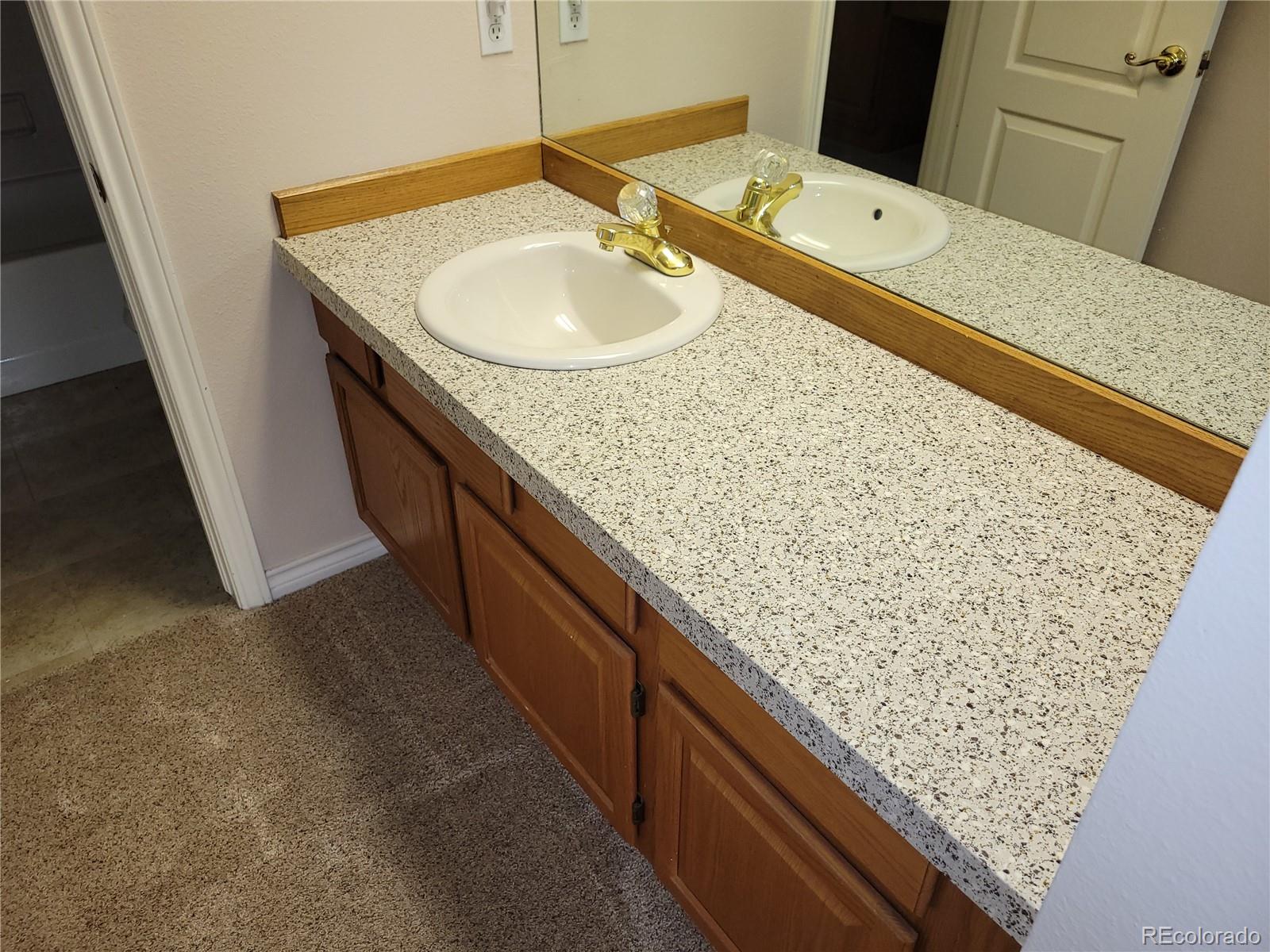 MLS Image #23 for 2619 s iris court,lakewood, Colorado