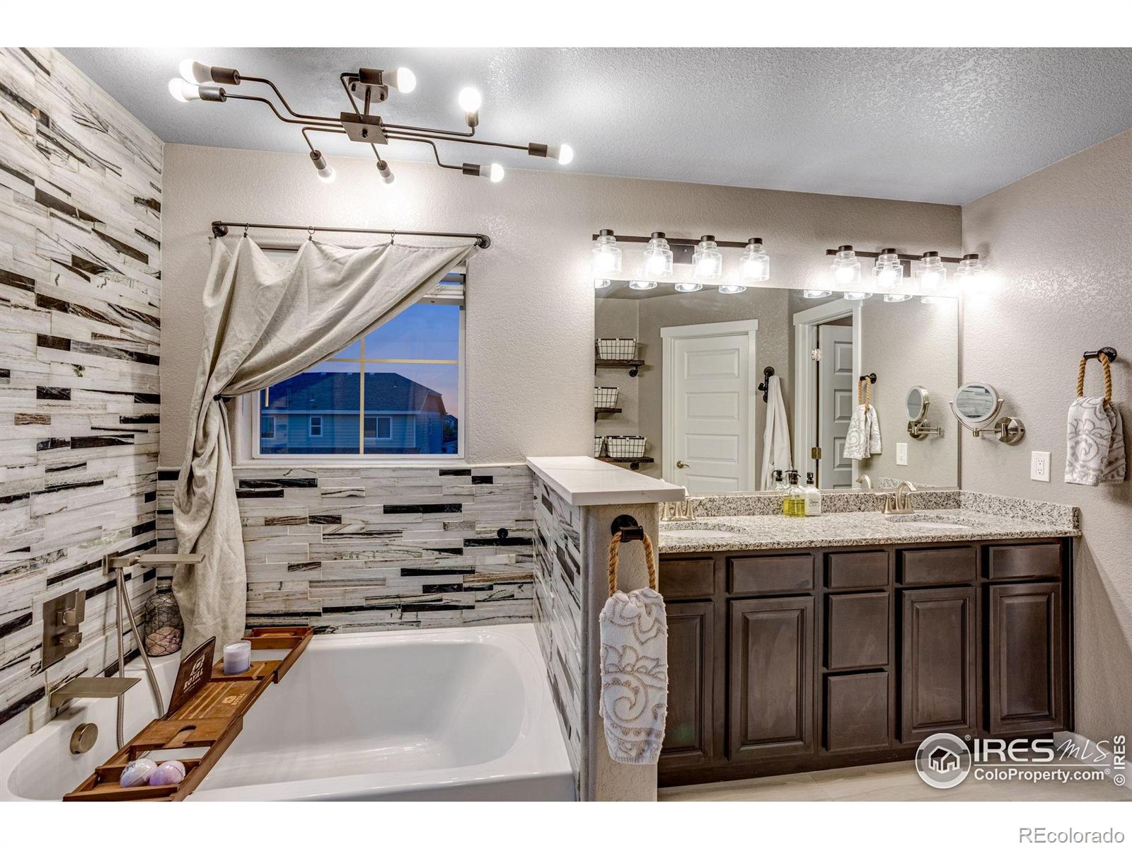 MLS Image #21 for 2079  covered bridge parkway,windsor, Colorado