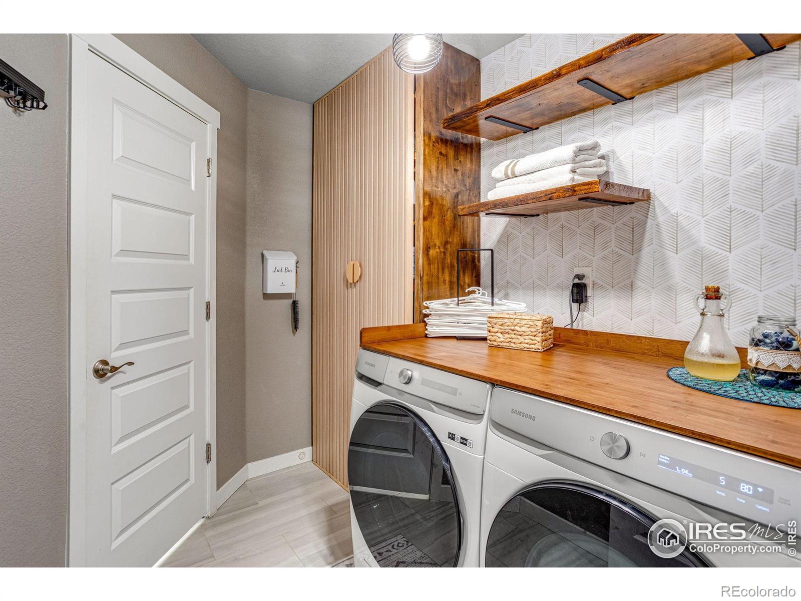 MLS Image #22 for 2079  covered bridge parkway,windsor, Colorado