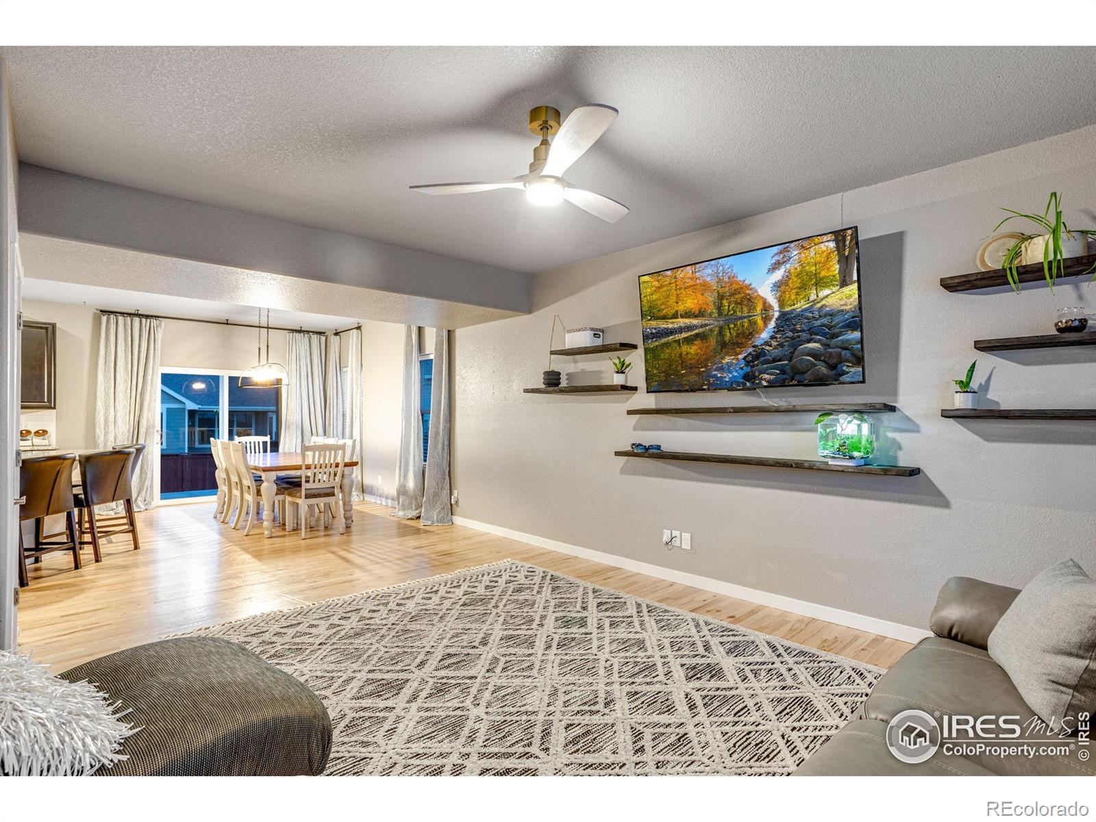 MLS Image #5 for 2079  covered bridge parkway,windsor, Colorado