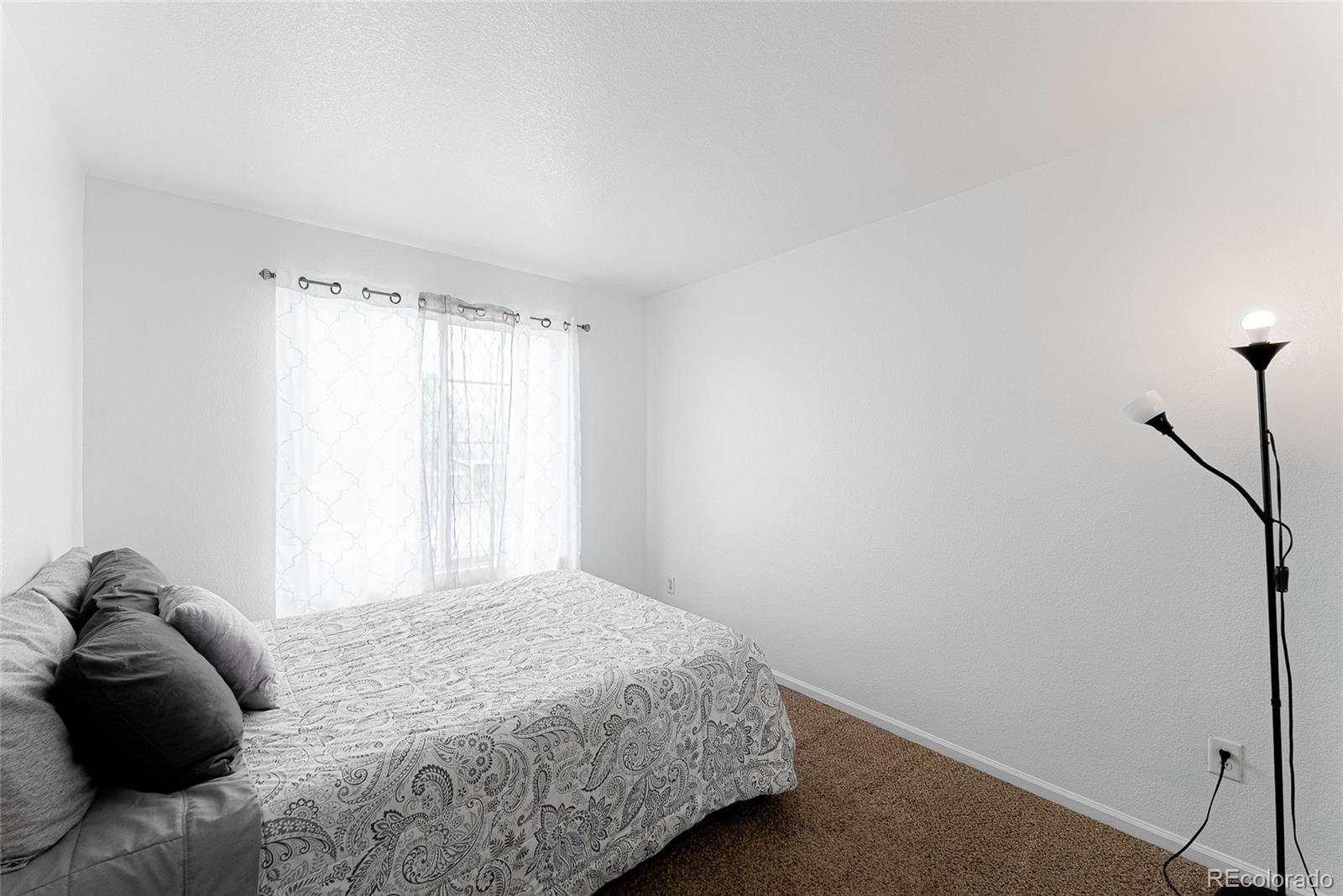 MLS Image #19 for 5039  fontana court,denver, Colorado