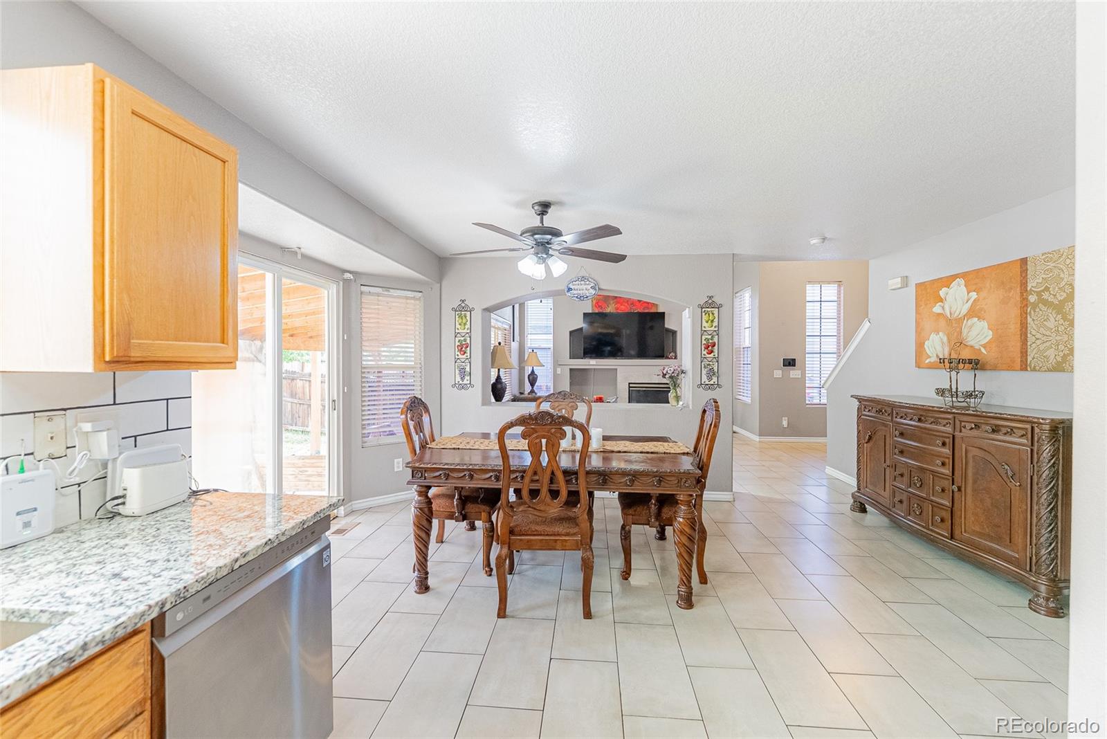 MLS Image #5 for 5039  fontana court,denver, Colorado