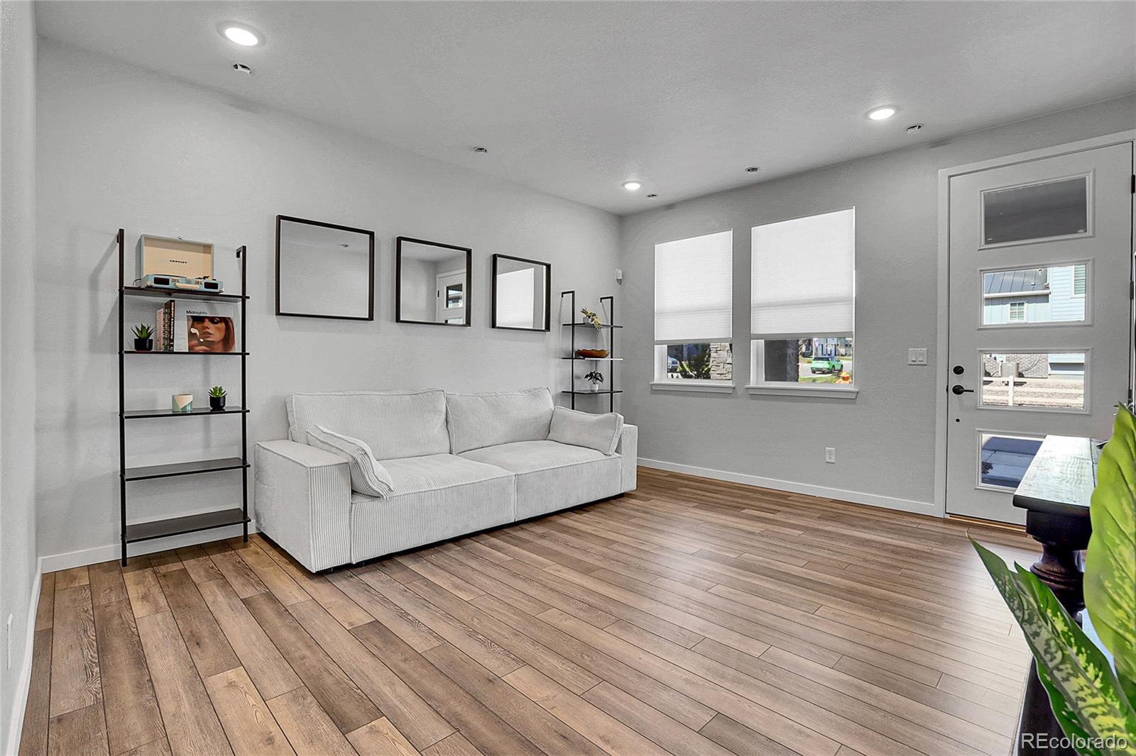MLS Image #3 for 8728  hotchkiss street,littleton, Colorado