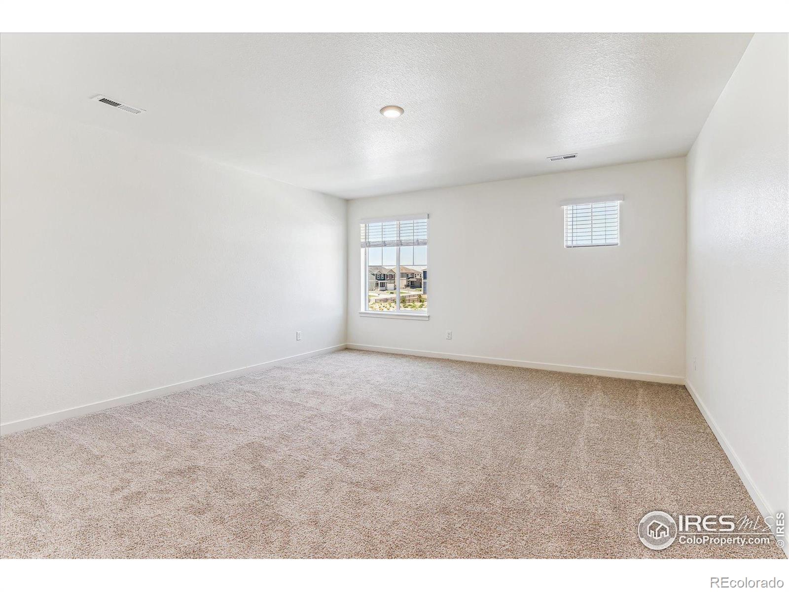 MLS Image #14 for 217  sparrow drive,johnstown, Colorado